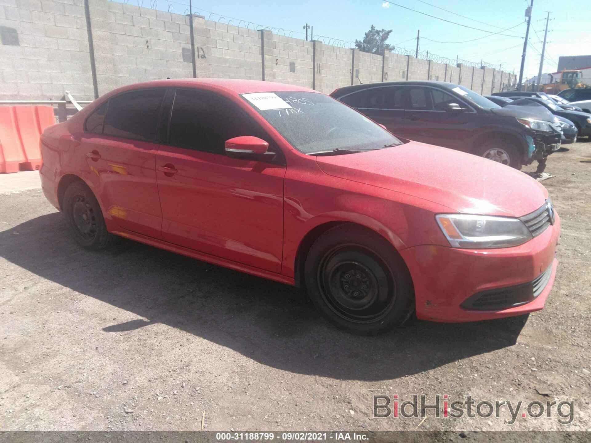 Photo 3VWD17AJ1EM233319 - VOLKSWAGEN JETTA SEDAN 2014