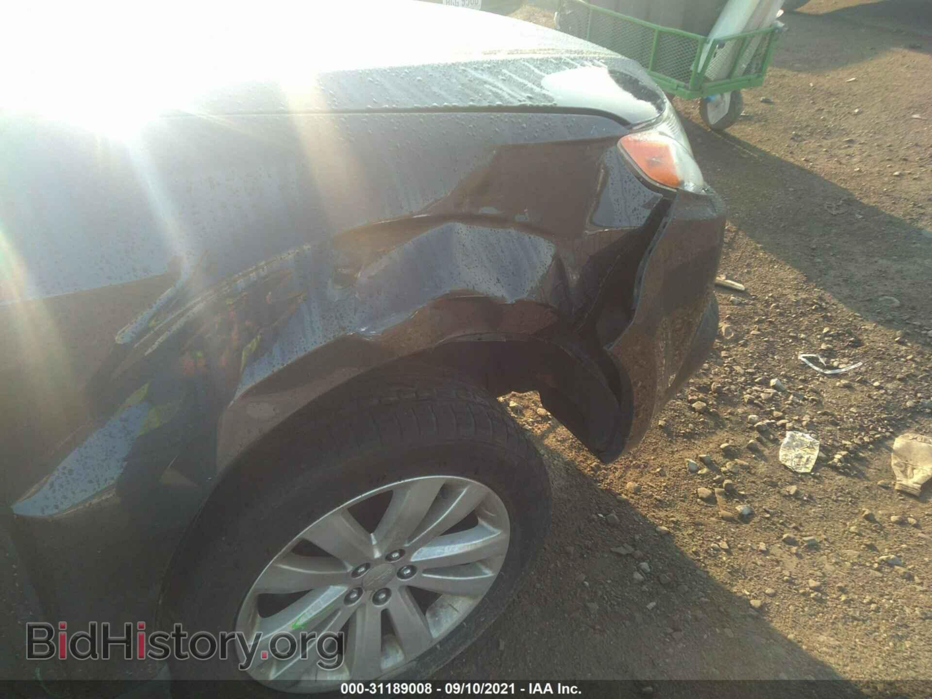 2011 SUBARU FORESTER - VIN: JF2SHAEC5BH764751 - Фото 6