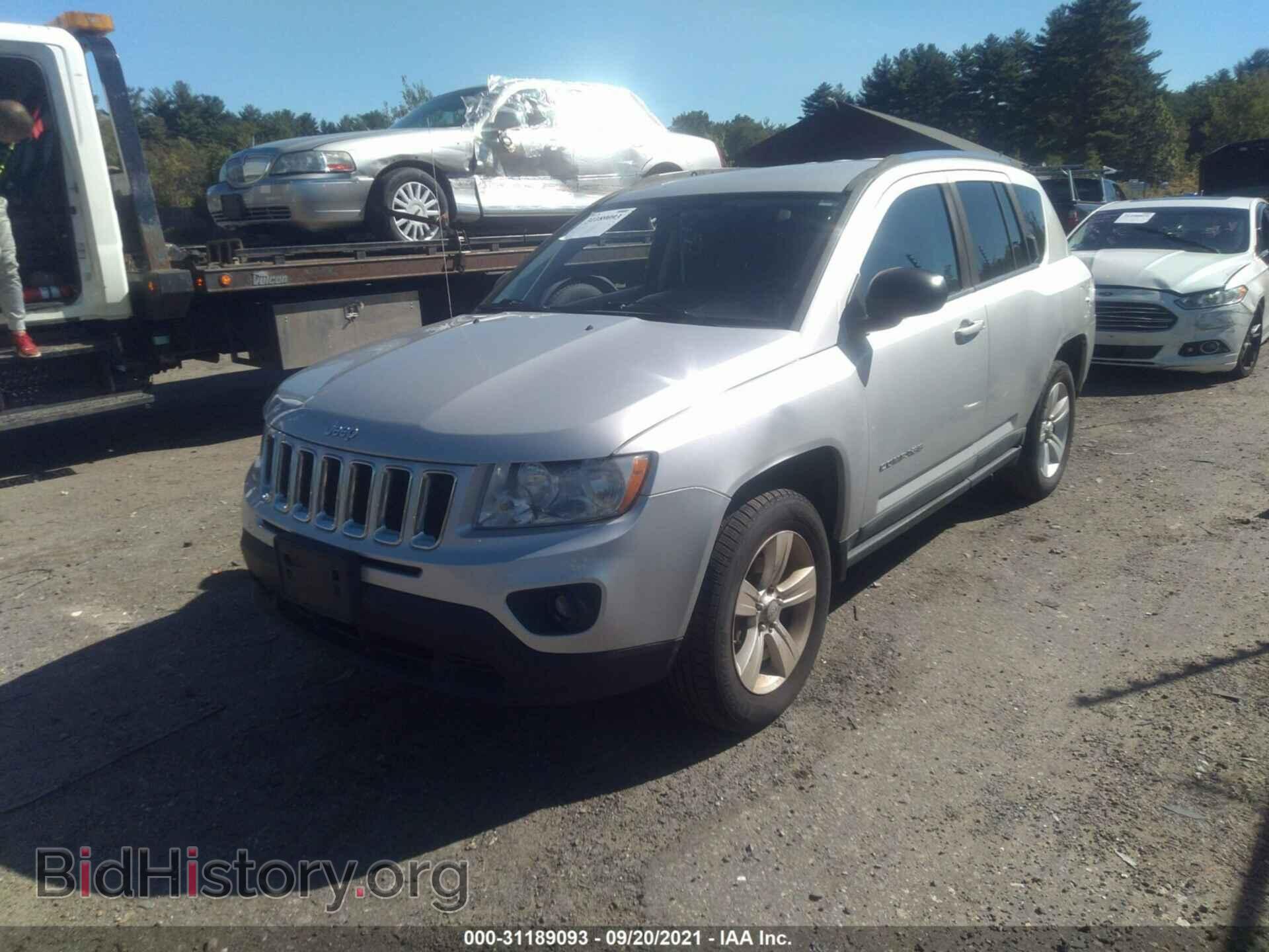 2011 JEEP COMPASS - VIN: 1J4NF1FB6BD279639 - Photo 2