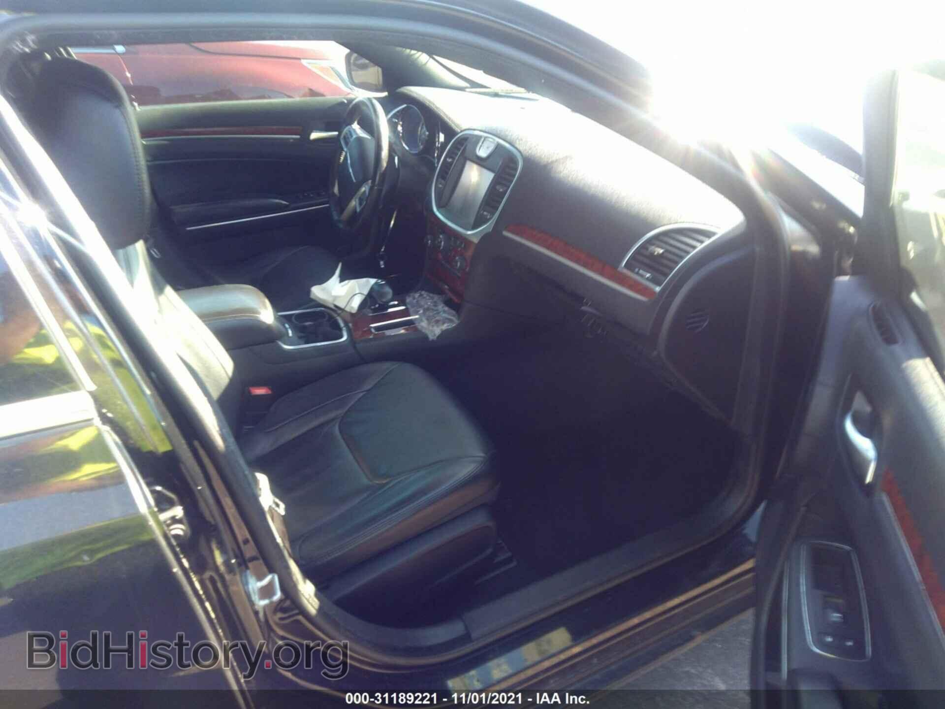 2014 CHRYSLER 300 - VIN: 2C3CCAAG2EH288763 - Фото 5
