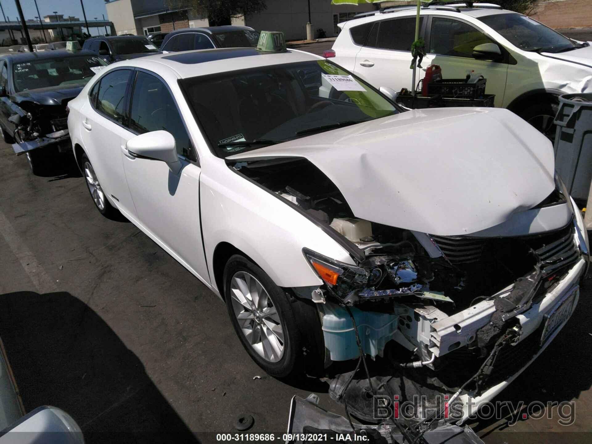 Photo JTHBW1GG9F2089661 - LEXUS ES 300H 2015