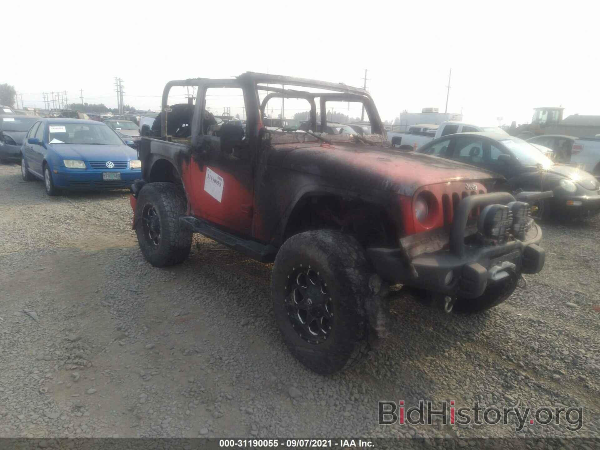 Photo 1C4AJWBG9DL654983 - JEEP WRANGLER 2013