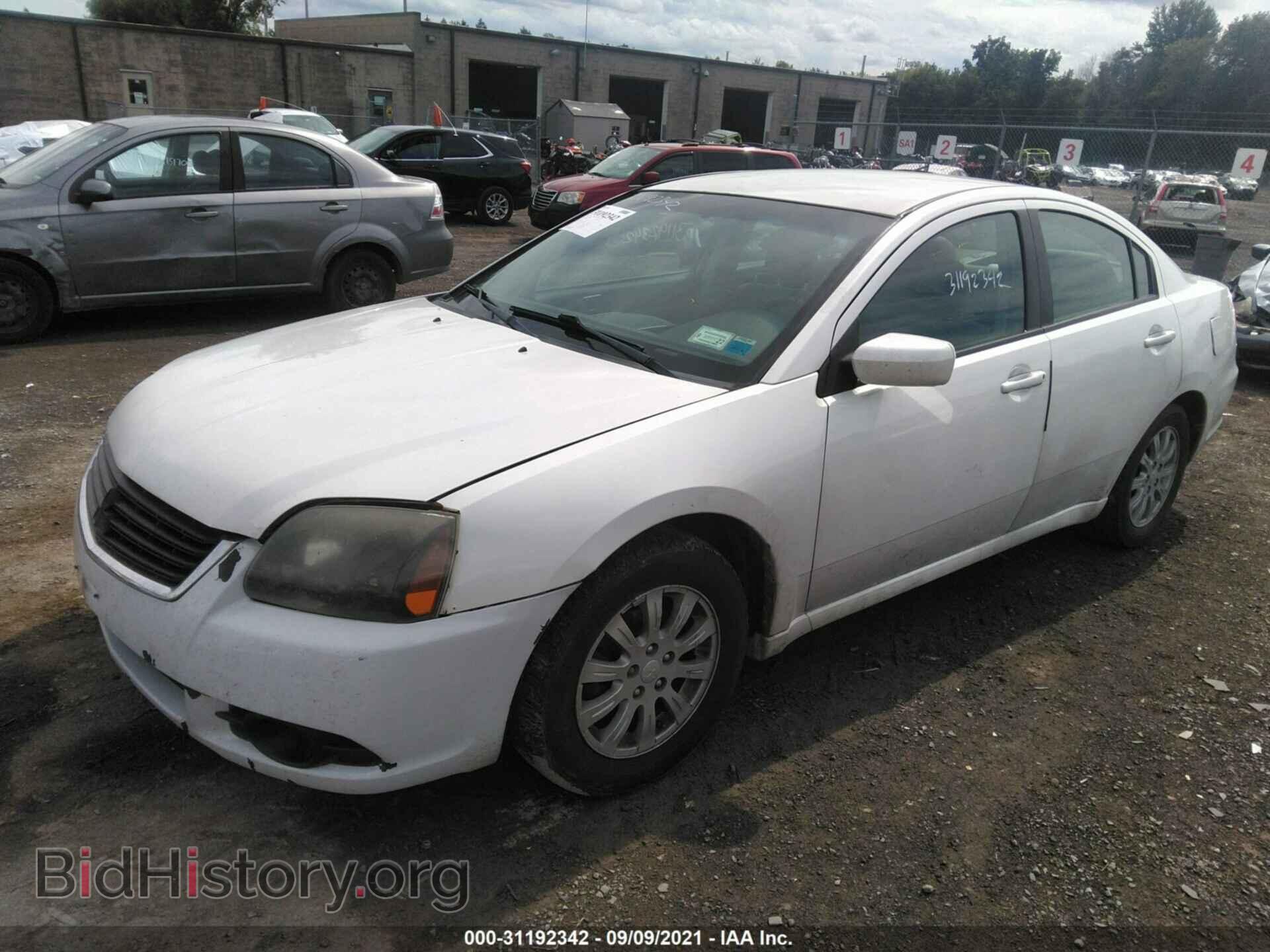 2011 MITSUBISHI GALANT - VIN: 4A32B2FF6BE019195 - Фото 2