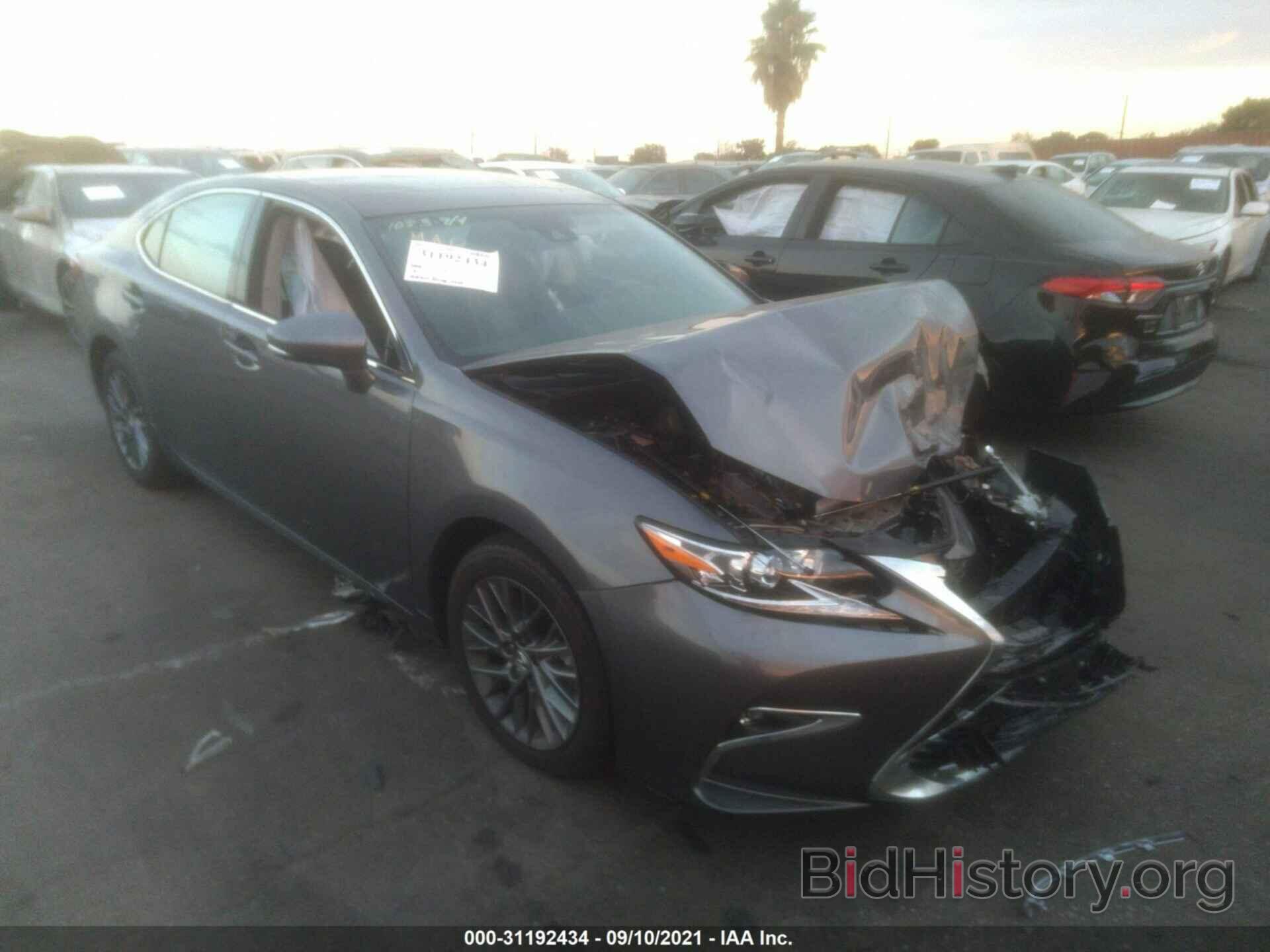 Photo 58ABK1GG6JU112408 - LEXUS ES 2018