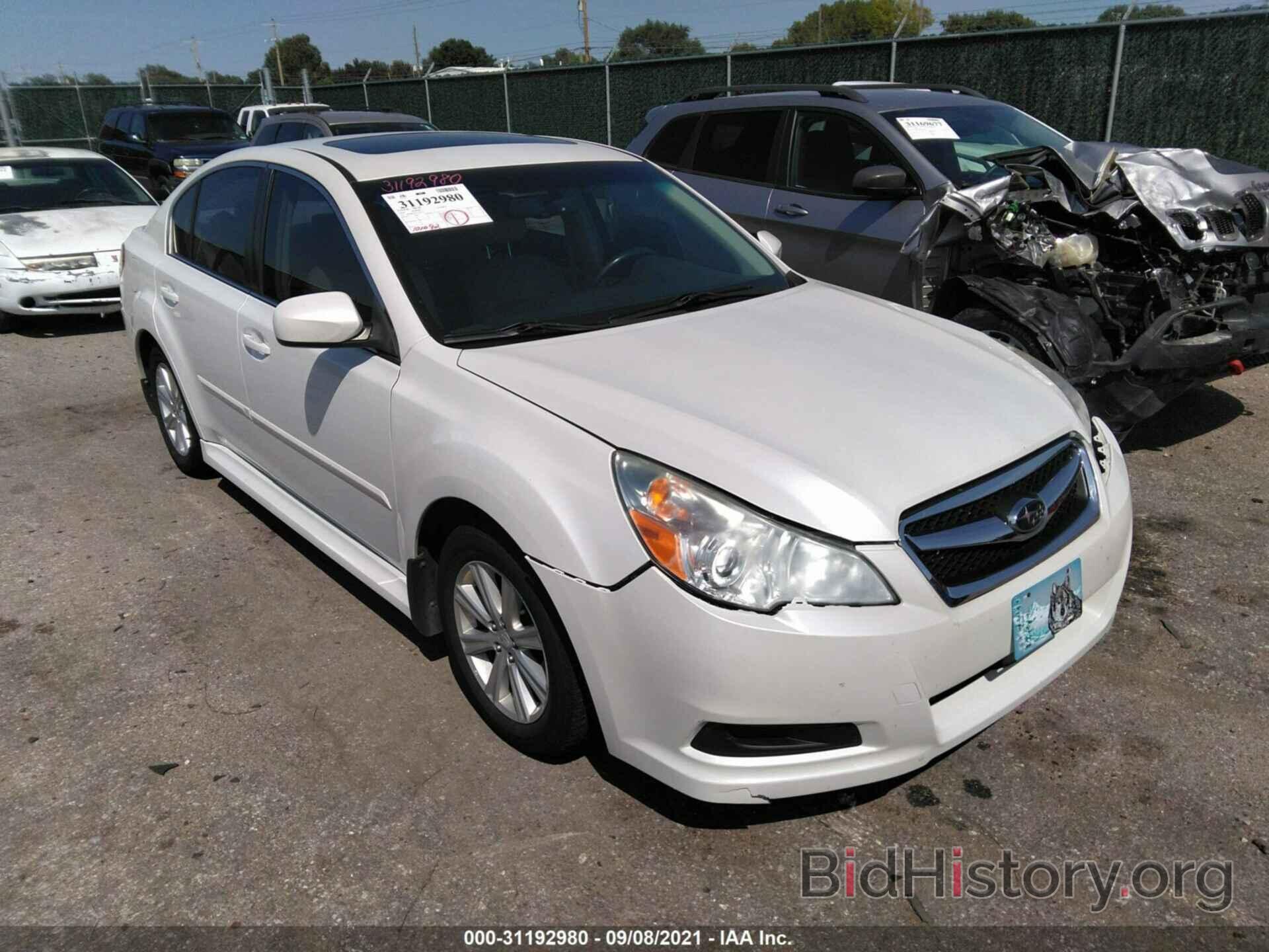 Photo 4S3BMCG65C3037573 - SUBARU LEGACY 2012