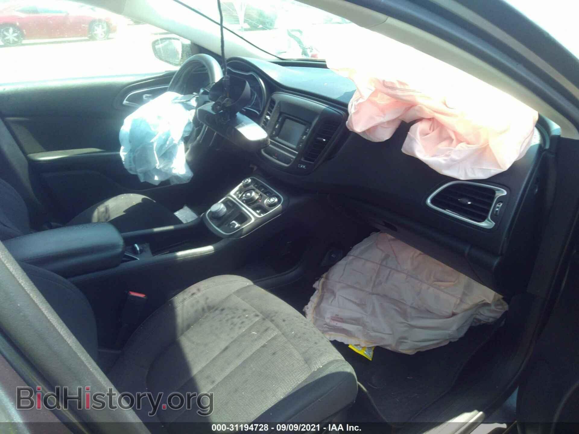 2015 CHRYSLER 200 - VIN: 1C3CCCAB7FN677407 - Photo 5