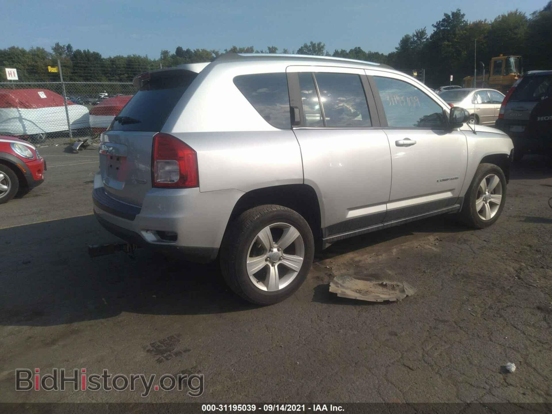 2012 JEEP COMPASS - VIN: 1C4NJDEBOCD665546 - Photo 4