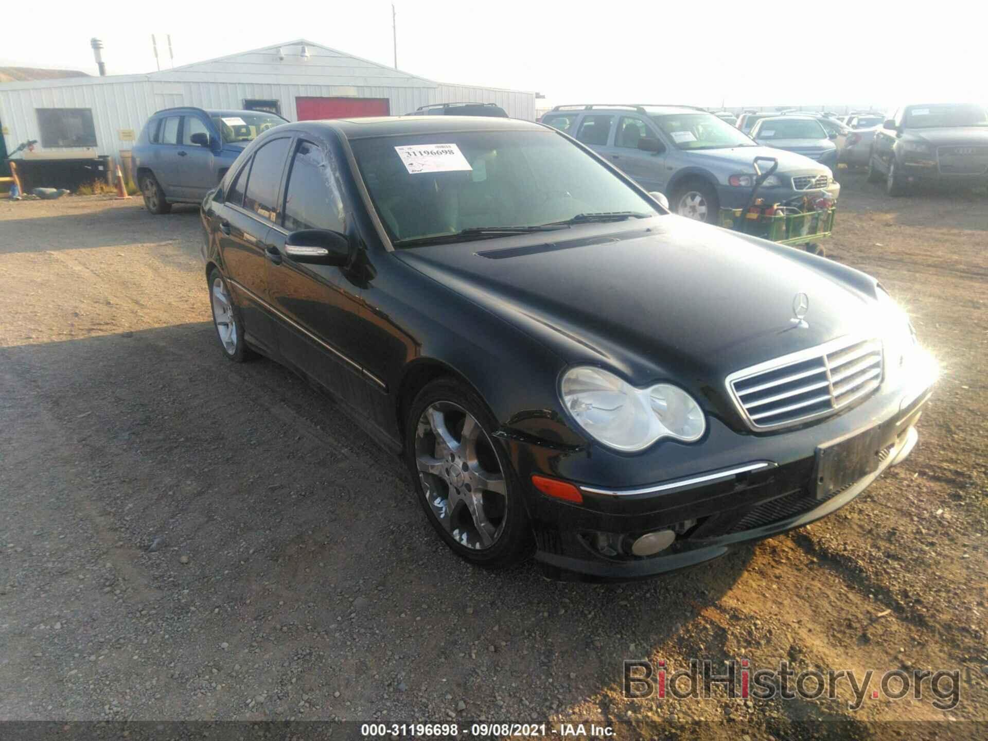 Photo WDBRF52H56F787876 - MERCEDES-BENZ C-CLASS 2006