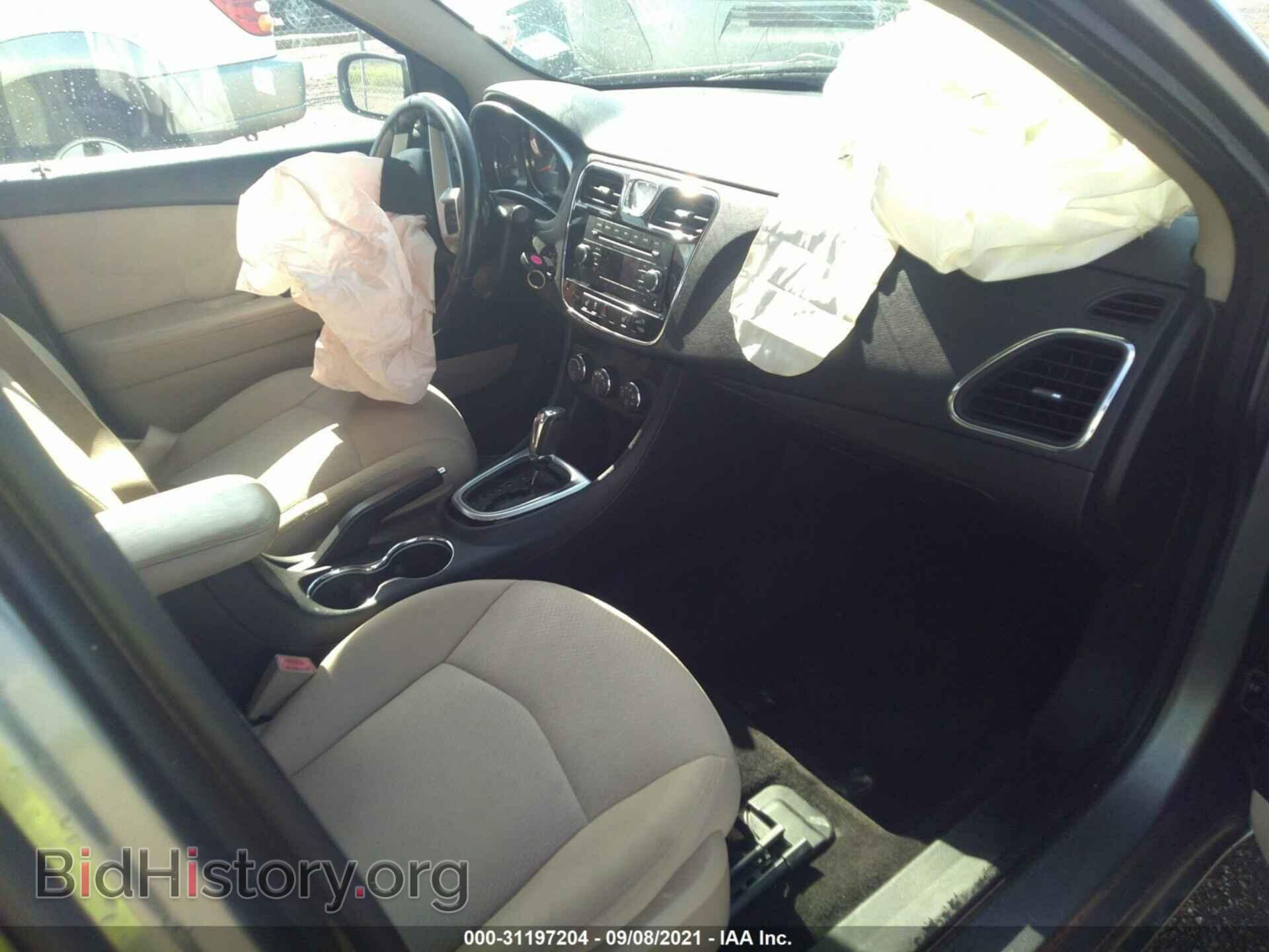 2012 CHRYSLER 200 - VIN: 1C3CCBBB2CN119923 - Фото 5