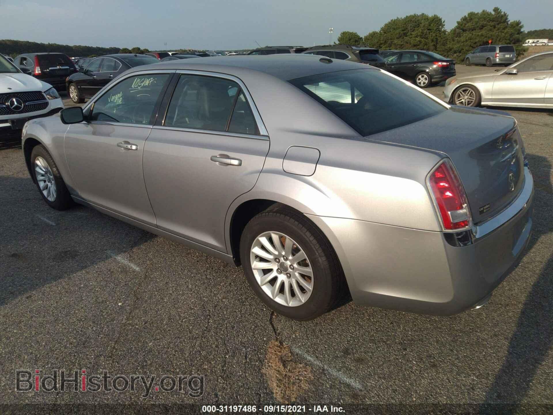 2014 CHRYSLER 300 - VIN: 2C3CCAAG0EH264851 - Фото 3
