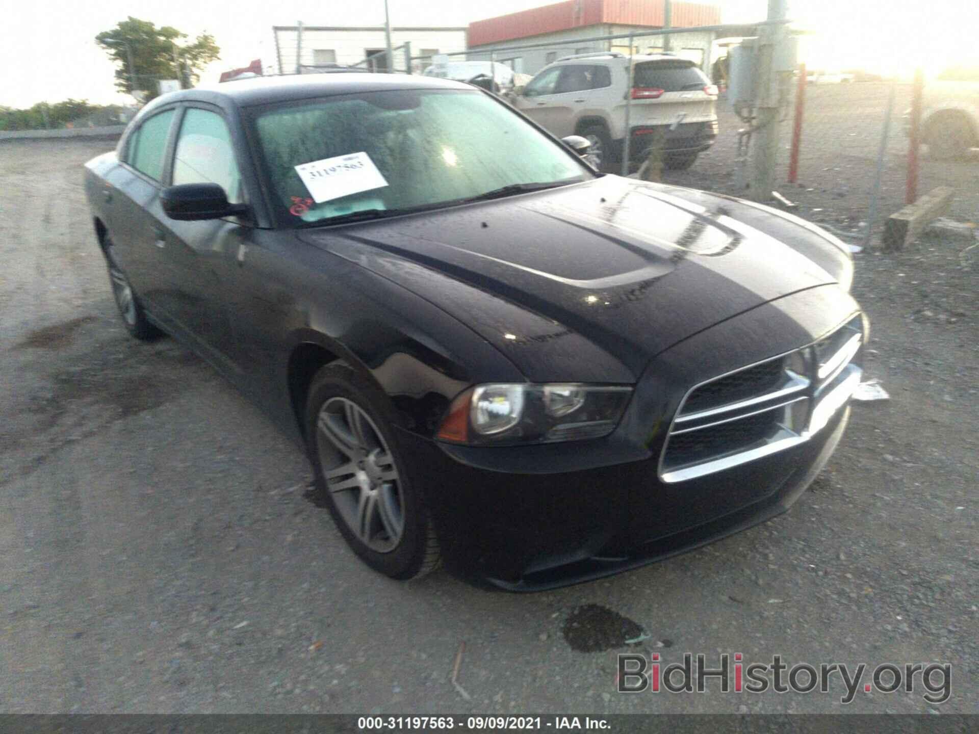 Photo 2C3CDXBG3DH639239 - DODGE CHARGER 2013