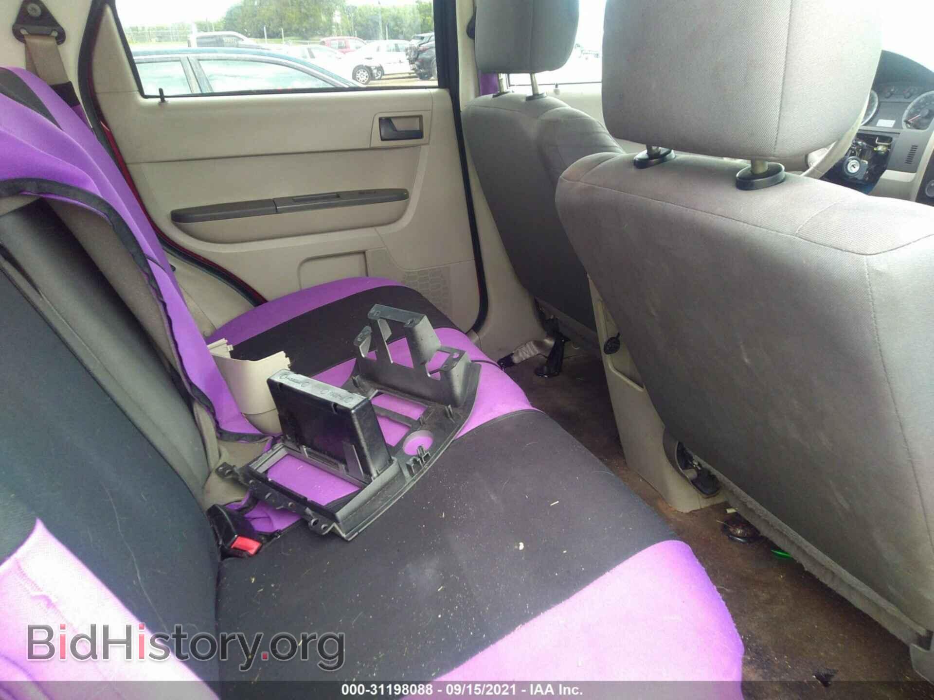 2009 FORD ESCAPE - VIN: 1FMCU02779KD04032 - Фото 8