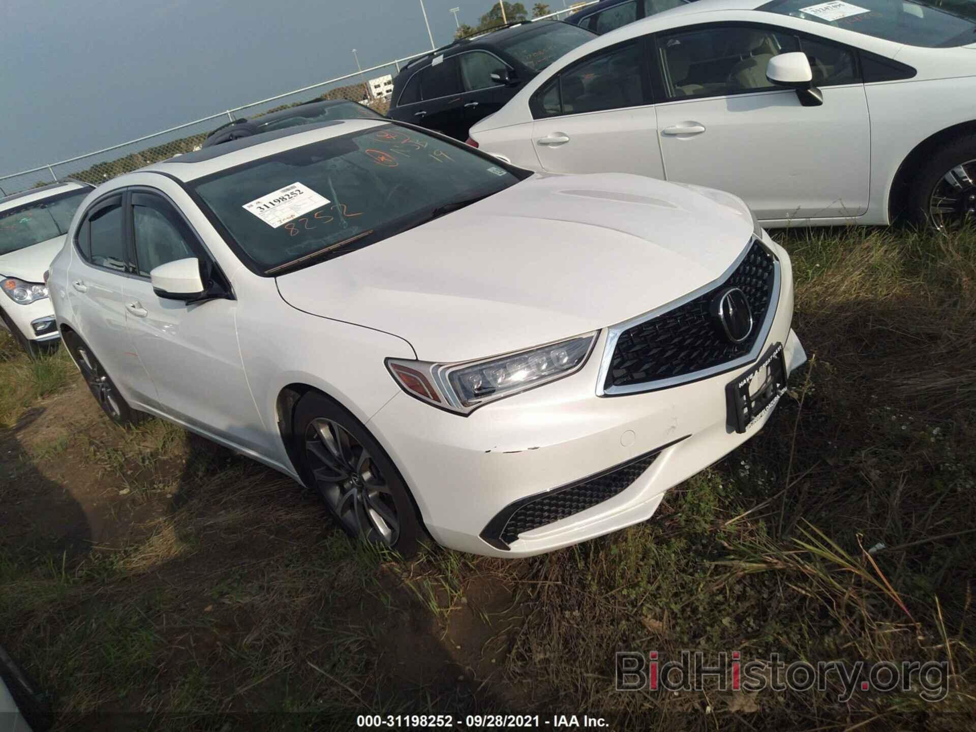 Фотография 19UUB2F34JA008771 - ACURA TLX 2018