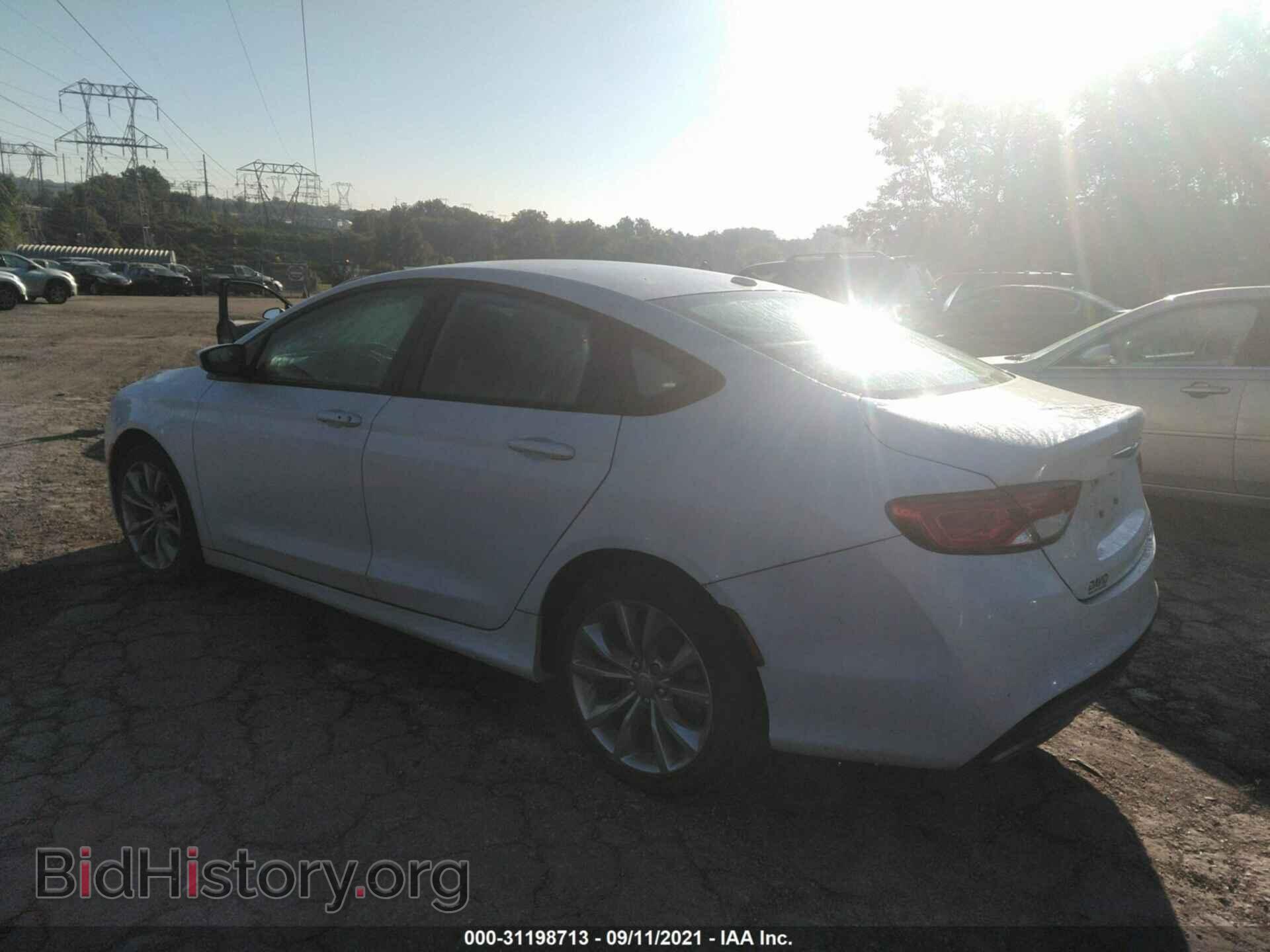 2015 CHRYSLER 200 - VIN: 1C3CCCBB5FN561038 - Фото 3
