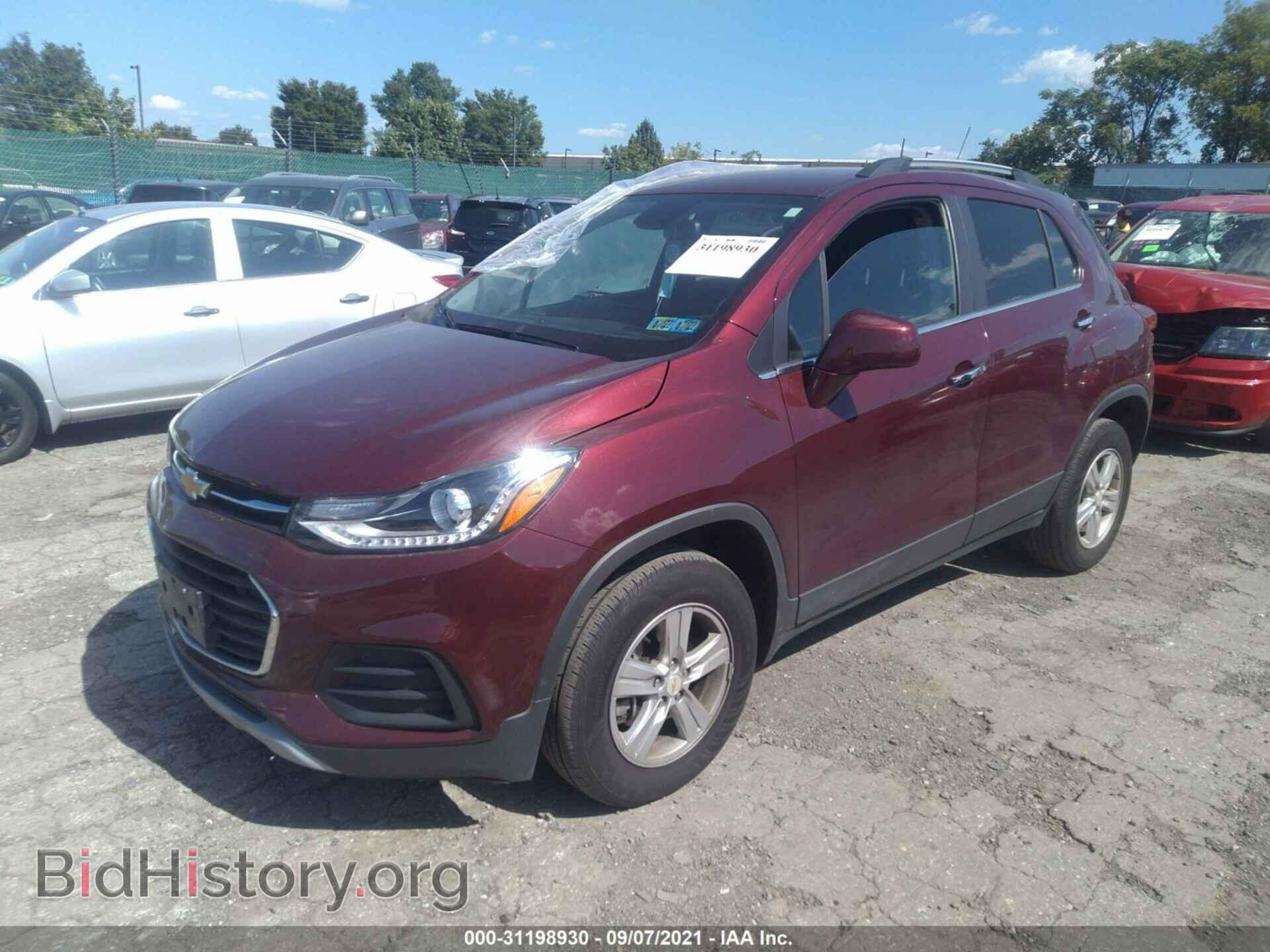 2017 CHEVROLET TRAX - VIN: 3GNCJPSB3HL273277 - Photo 2