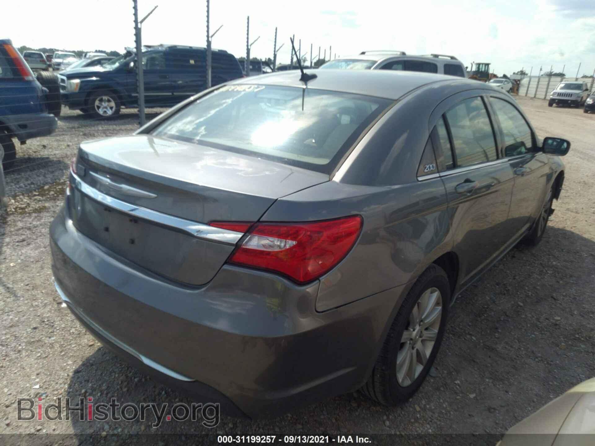 2012 CHRYSLER 200 - VIN: 1C3CCBBB3CN181508 - Photo 4