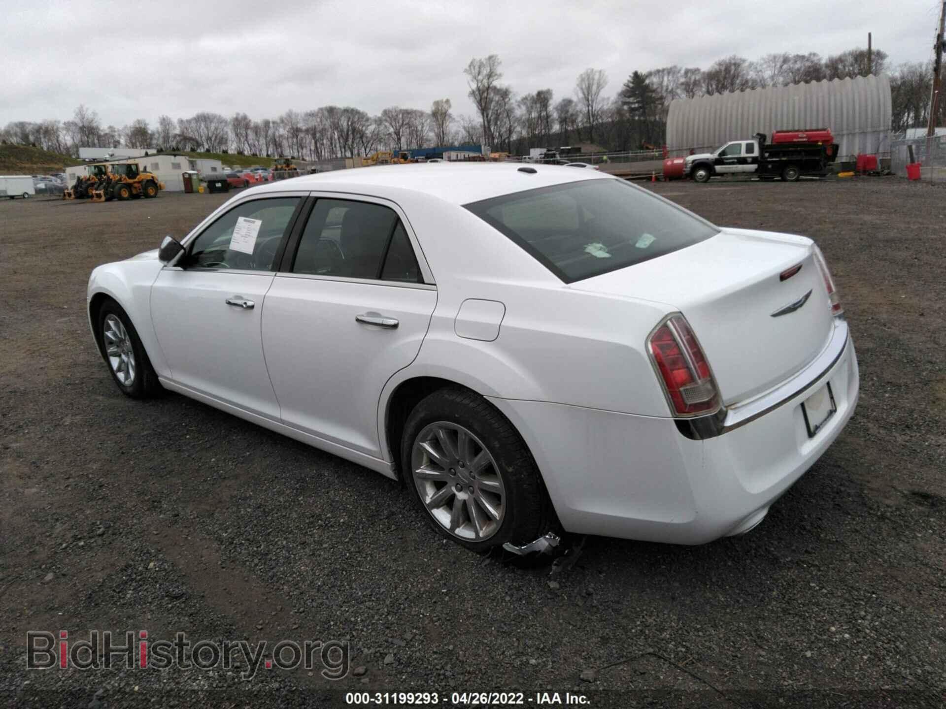 2013 CHRYSLER 300 - VIN: 2C3CCAET1DH518508 - Фото 2