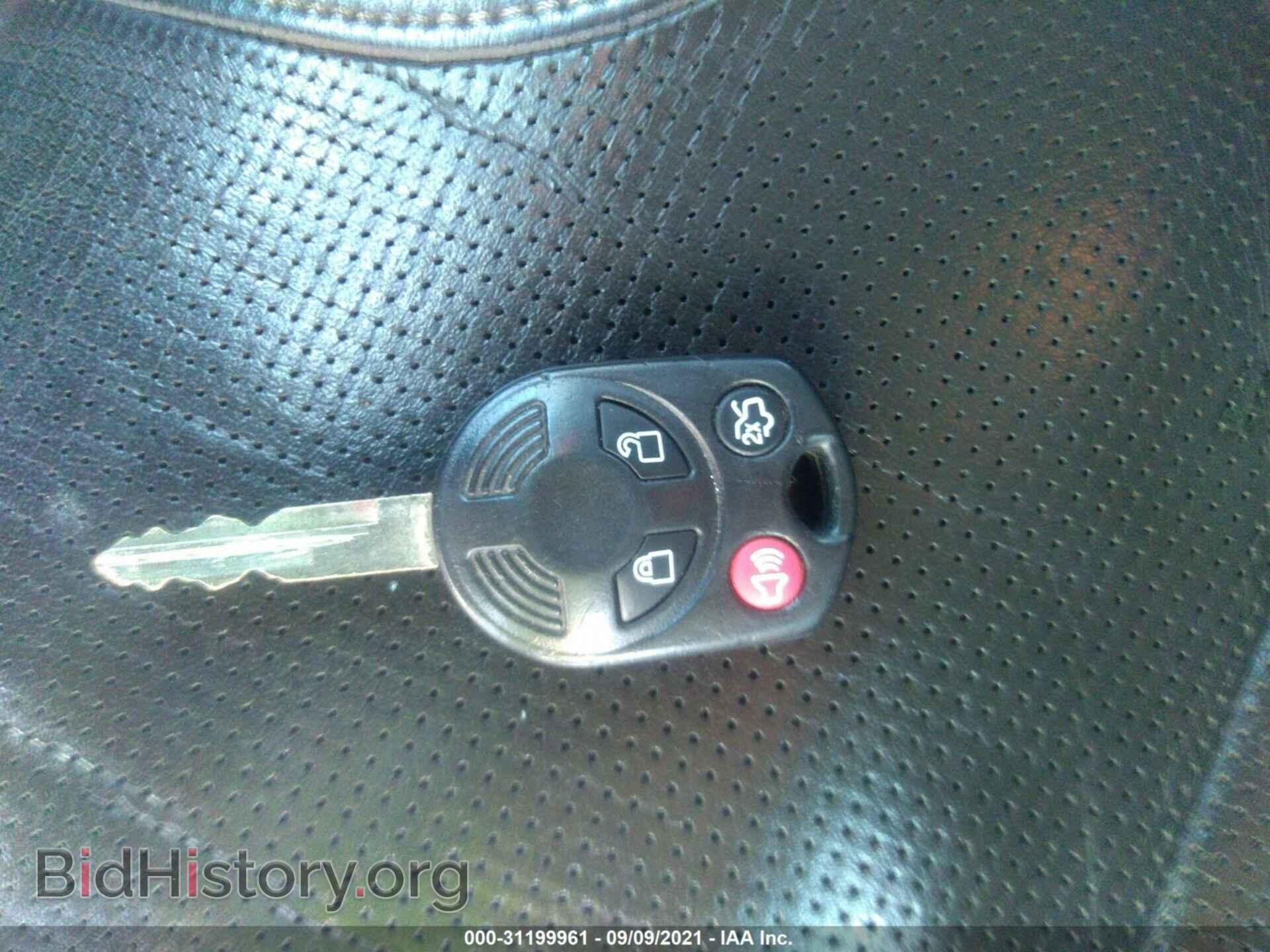 2011 FORD TAURUS - VIN: 1FAHP2FW8BG156356 - Фото 11