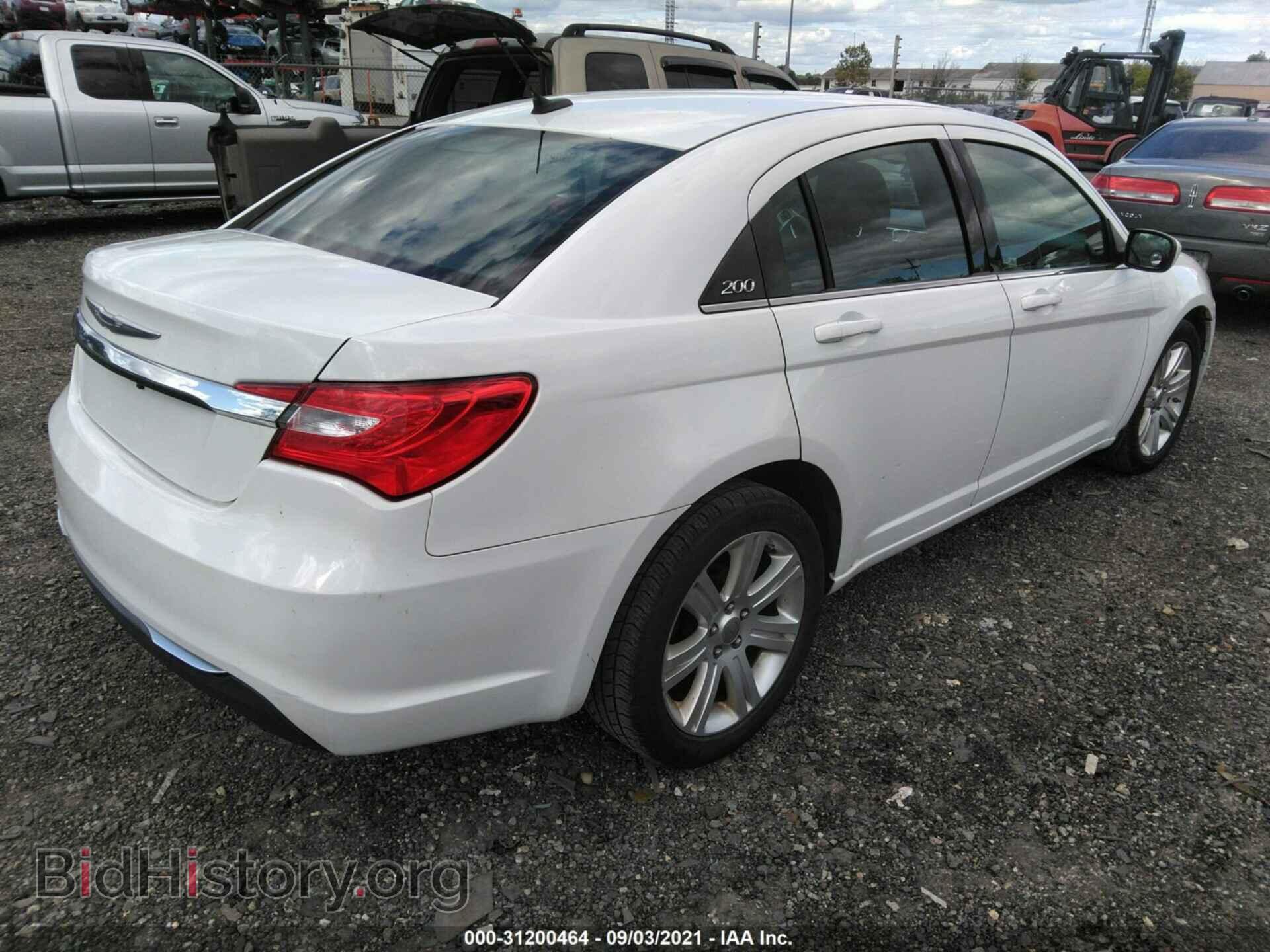 2014 CHRYSLER 200 - VIN: 1C3CCBBB1EN185964 - Фото 4