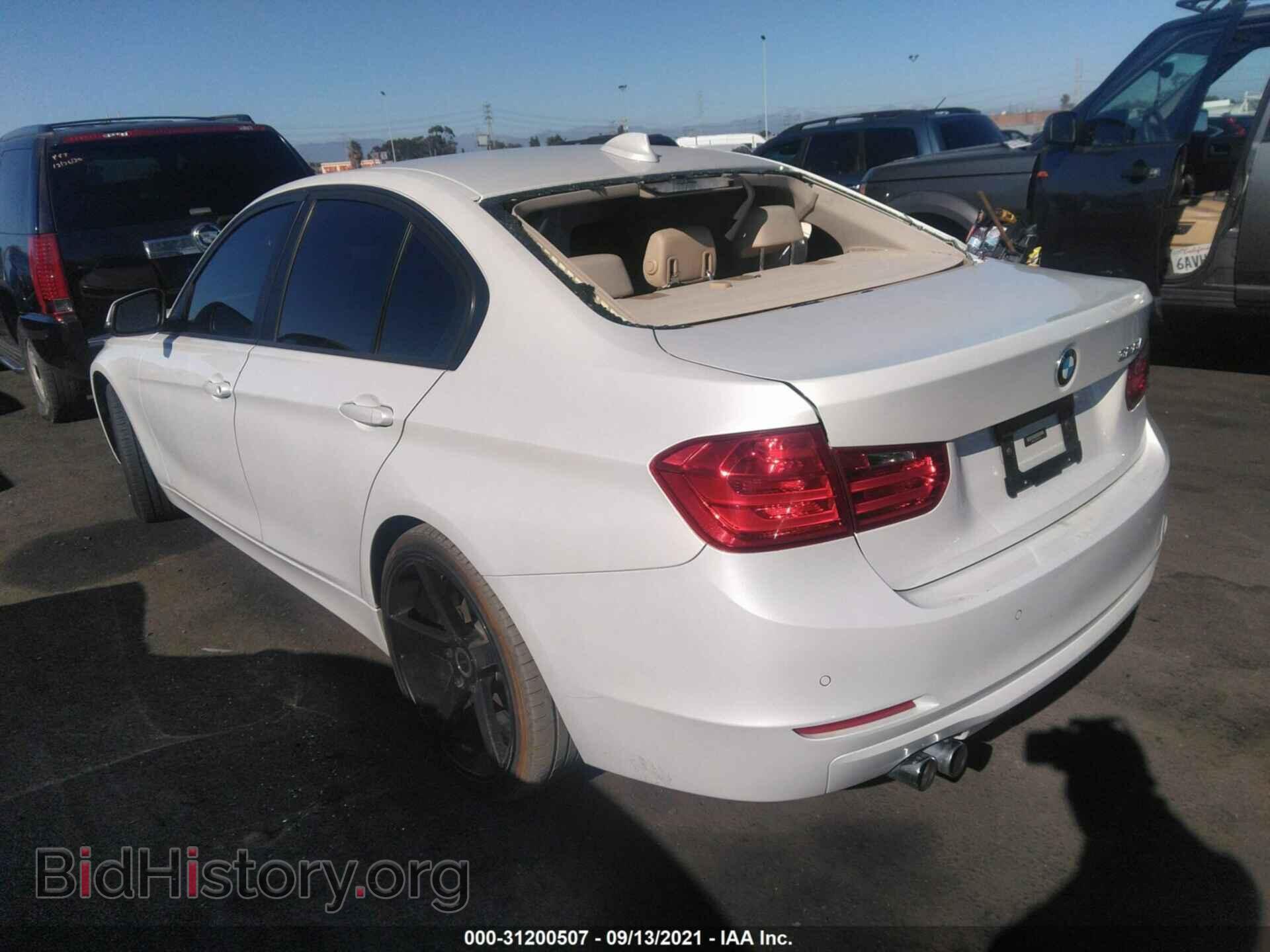 2013 BMW 3 SERIES - VIN: WBA3C1C50DF440737 - Фото 3