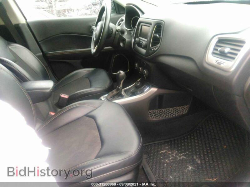 2017 Jeep COMPASS (VIN 3C4NJDBB9HT674882) — photo 5 of 11