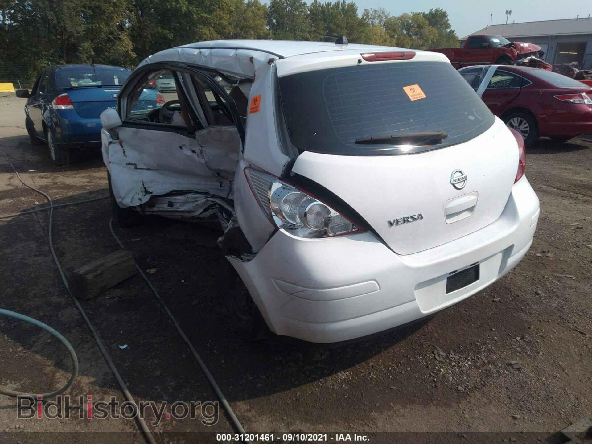 2009 NISSAN VERSA - VIN: 3N1BC13E39L401204 - Фото 3