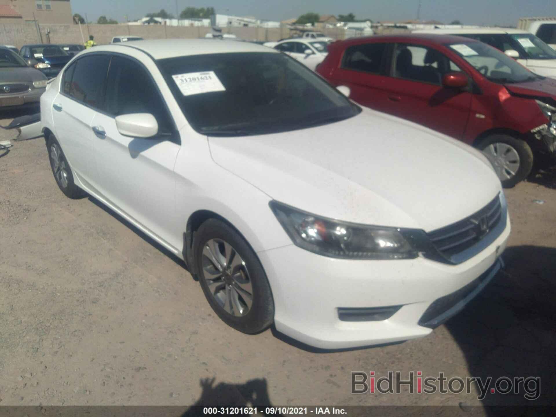 Photo 1HGCR2F36FA173879 - HONDA ACCORD SEDAN 2015