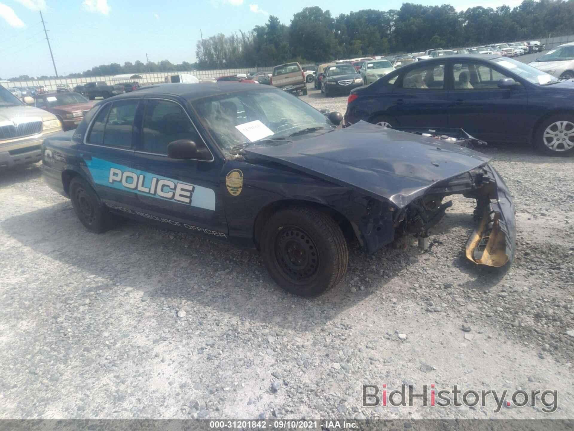 Photo 2FAHP71V99X115606 - FORD POLICE INTERCEPTOR 2009