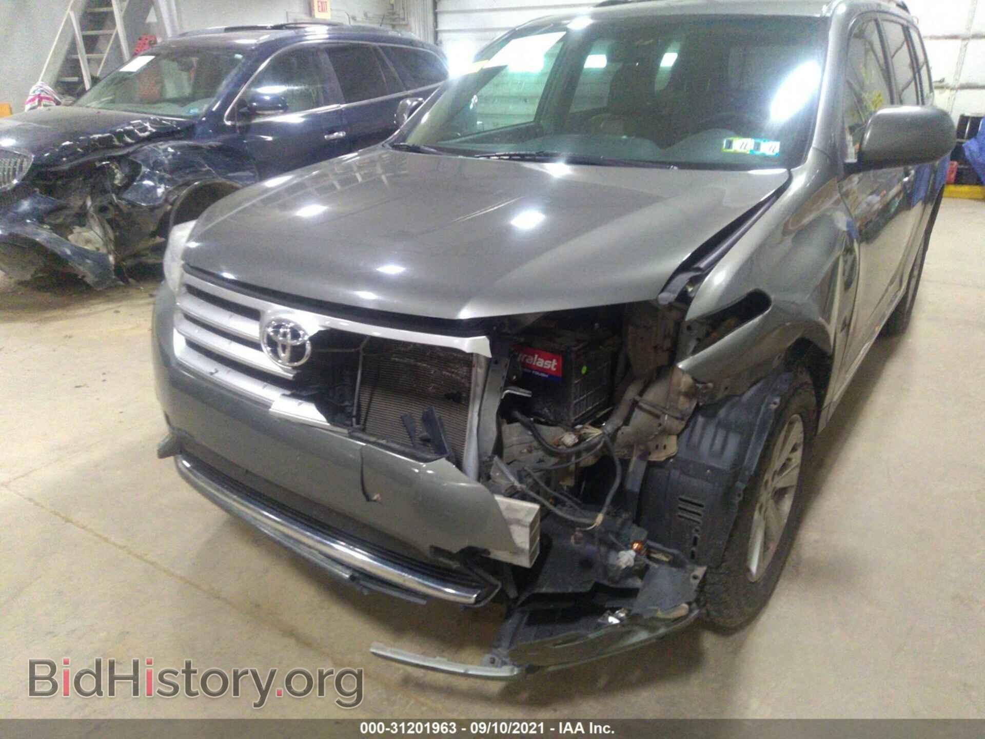 2011 TOYOTA HIGHLANDER - VIN: 5TDBK3EH7BS049585 - Фото 6