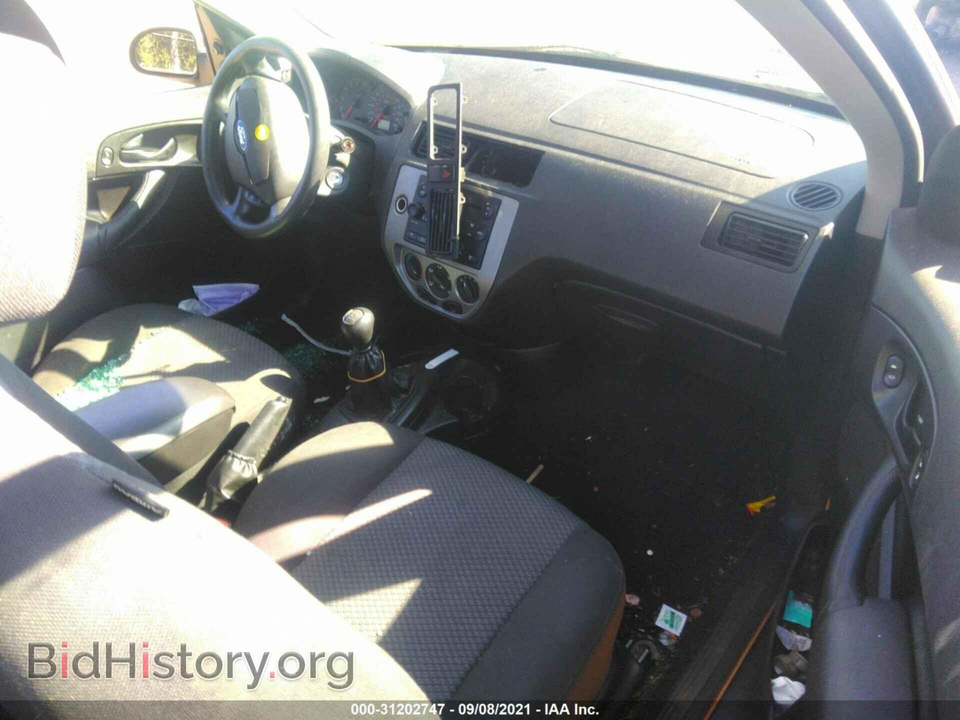2007 FORD FOCUS - VIN: 1FAHP31N47W153536 - Фото 5