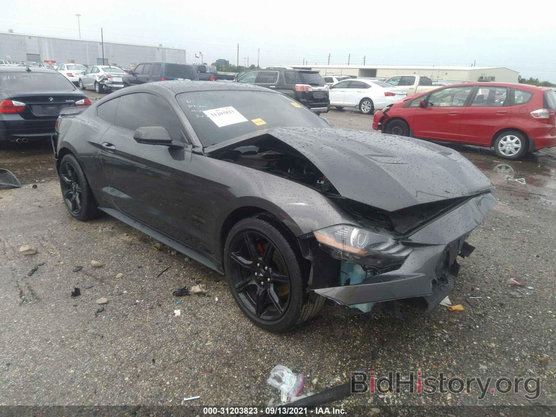 Photo 1FA6P8TH2L5154535 - FORD MUSTANG 2020