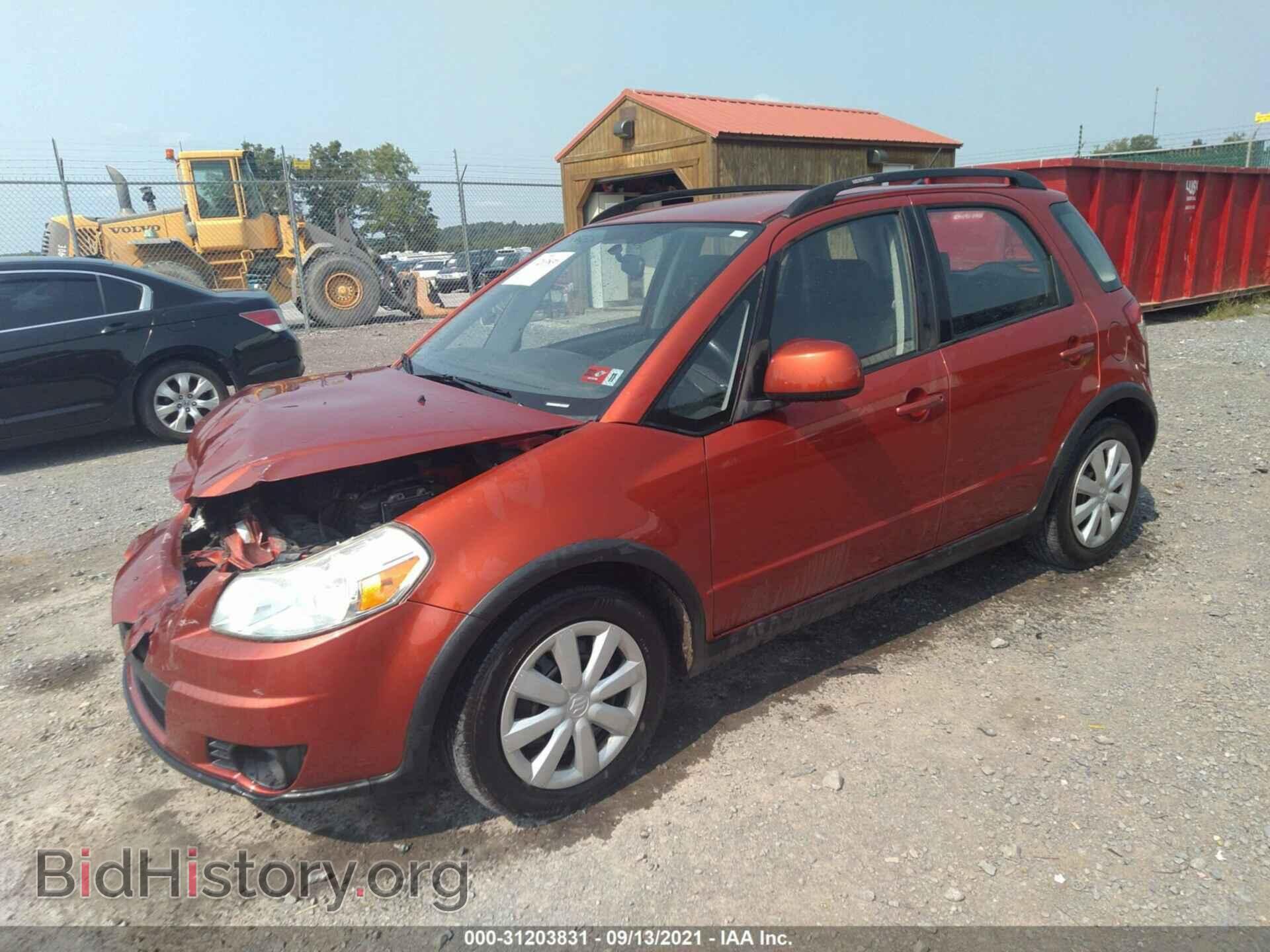 2011 SUZUKI SX4 - VIN: JS2YB5A38B6301270 - Photo 2