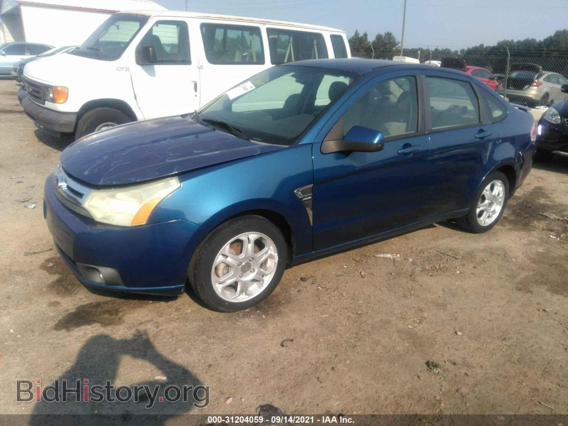 2008 FORD FOCUS - VIN: 1FAHP35N18W131232 - Фото 2