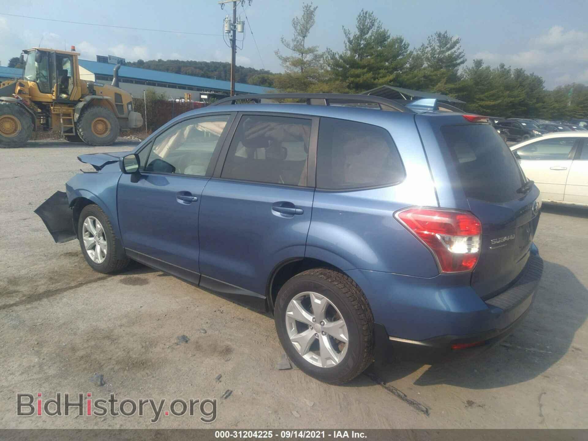 2016 SUBARU FORESTER - VIN: JF2SJADC8GH502218 - Фото 3