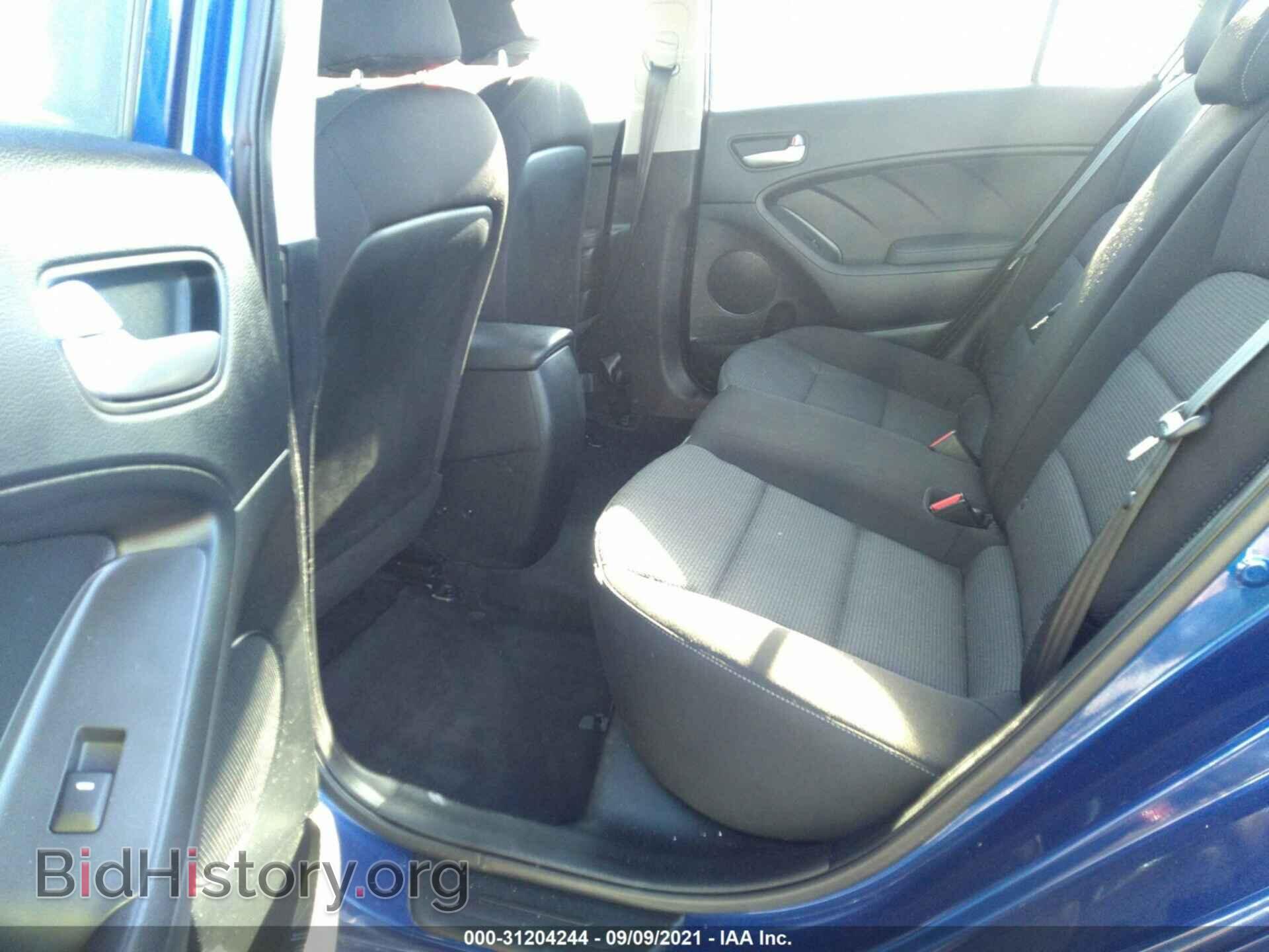 2017 KIA FORTE - VIN: 3KPFK4A74HE080283 - Photo 8