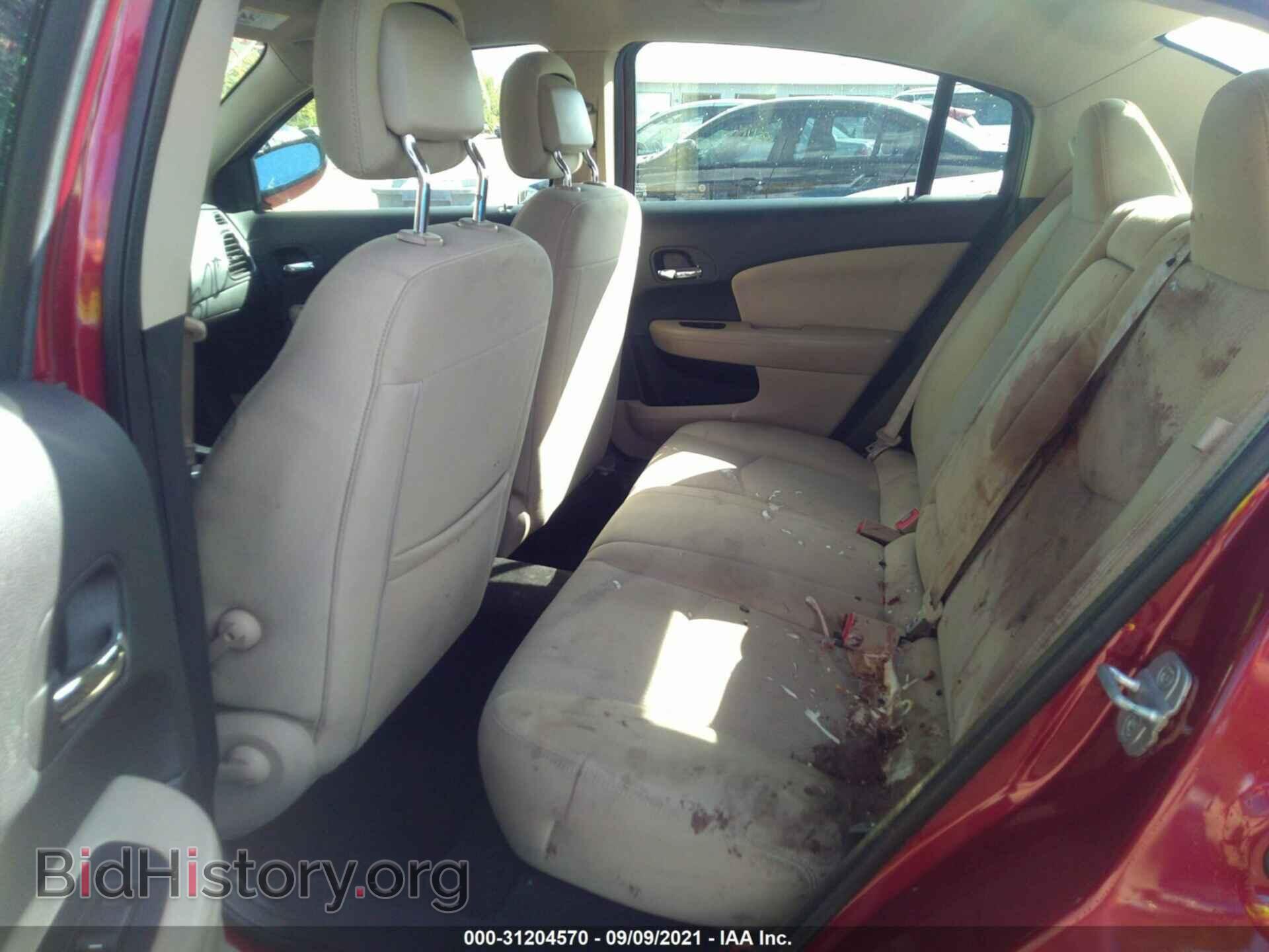 2011 CHRYSLER 200 - VIN: 1C3BC1FB8BN590070 - Photo 8