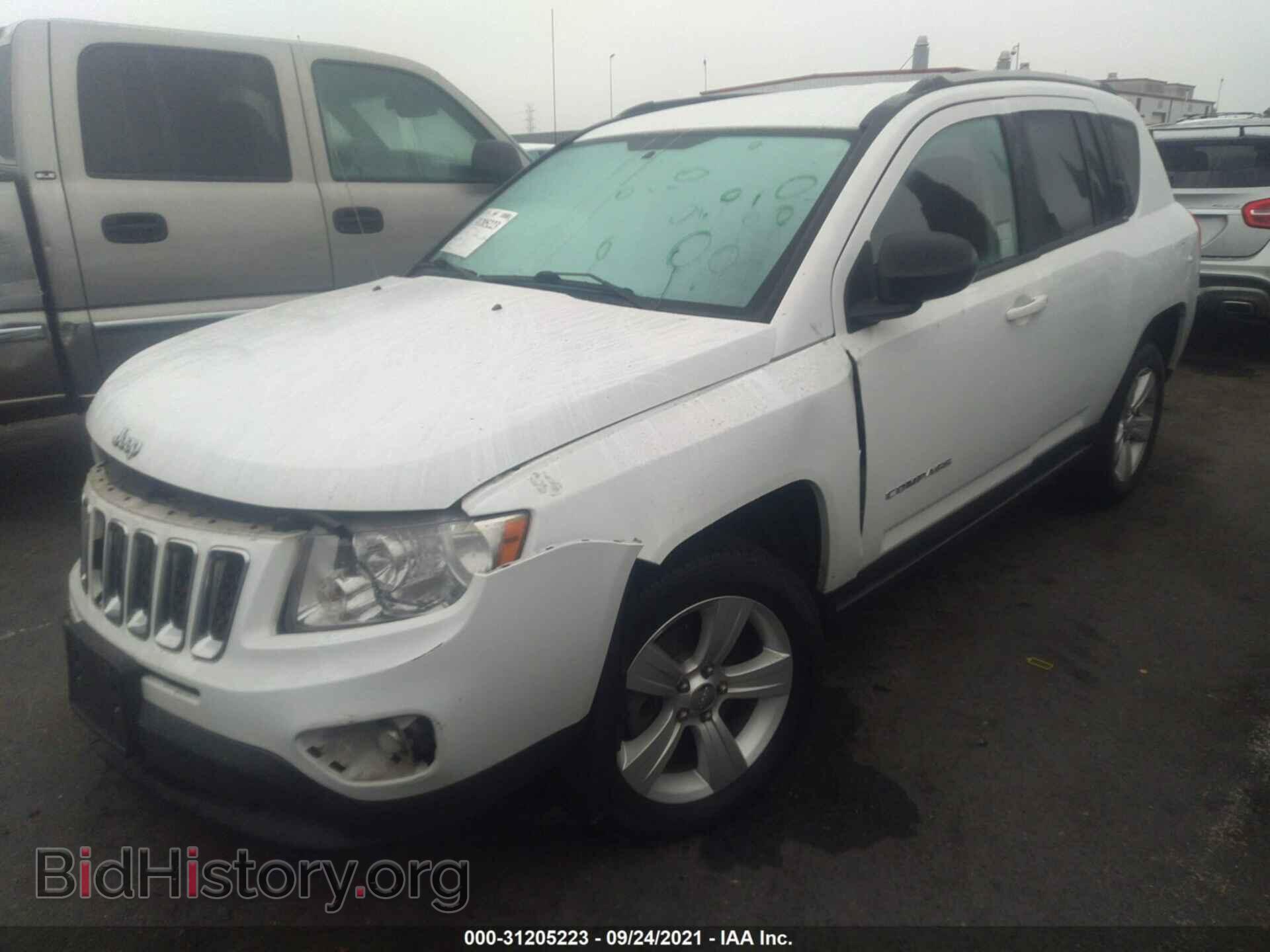 2013 JEEP COMPASS - VIN: 1C4NJCEB1DD246746 - Фото 2