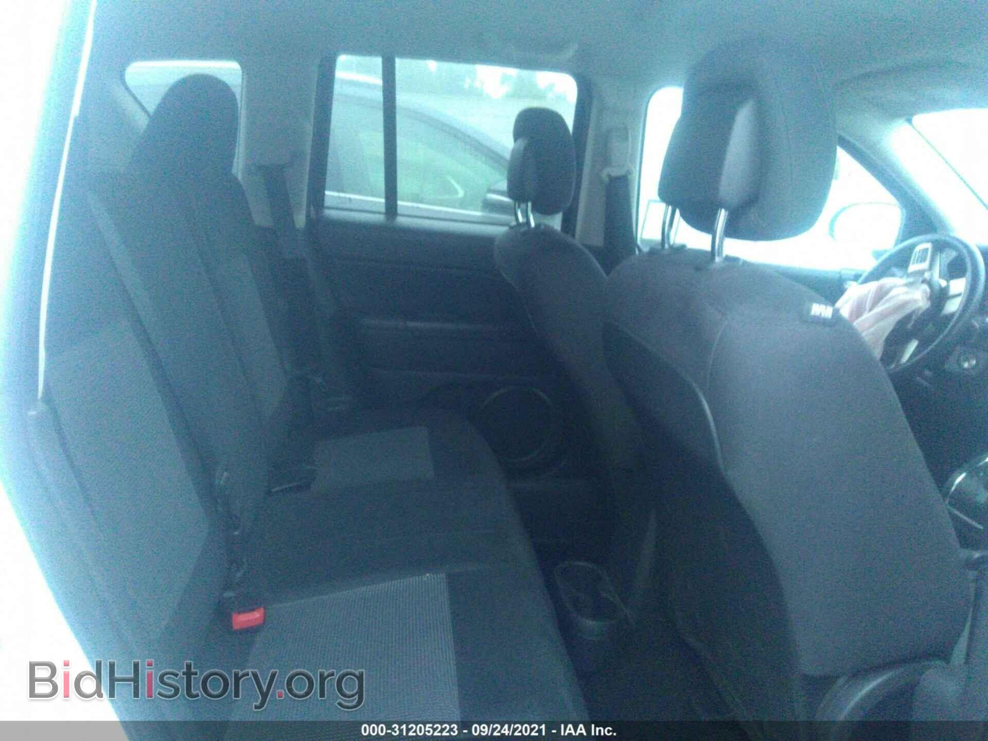 2013 JEEP COMPASS - VIN: 1C4NJCEB1DD246746 - Фото 8