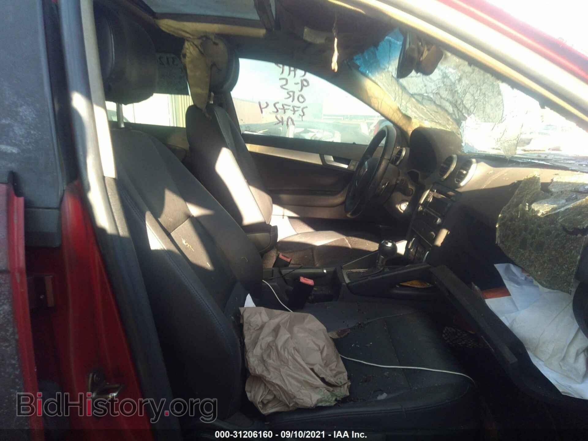 2011 AUDI A3 - VIN: WAUMFCFM6BA056451 - Фото 5