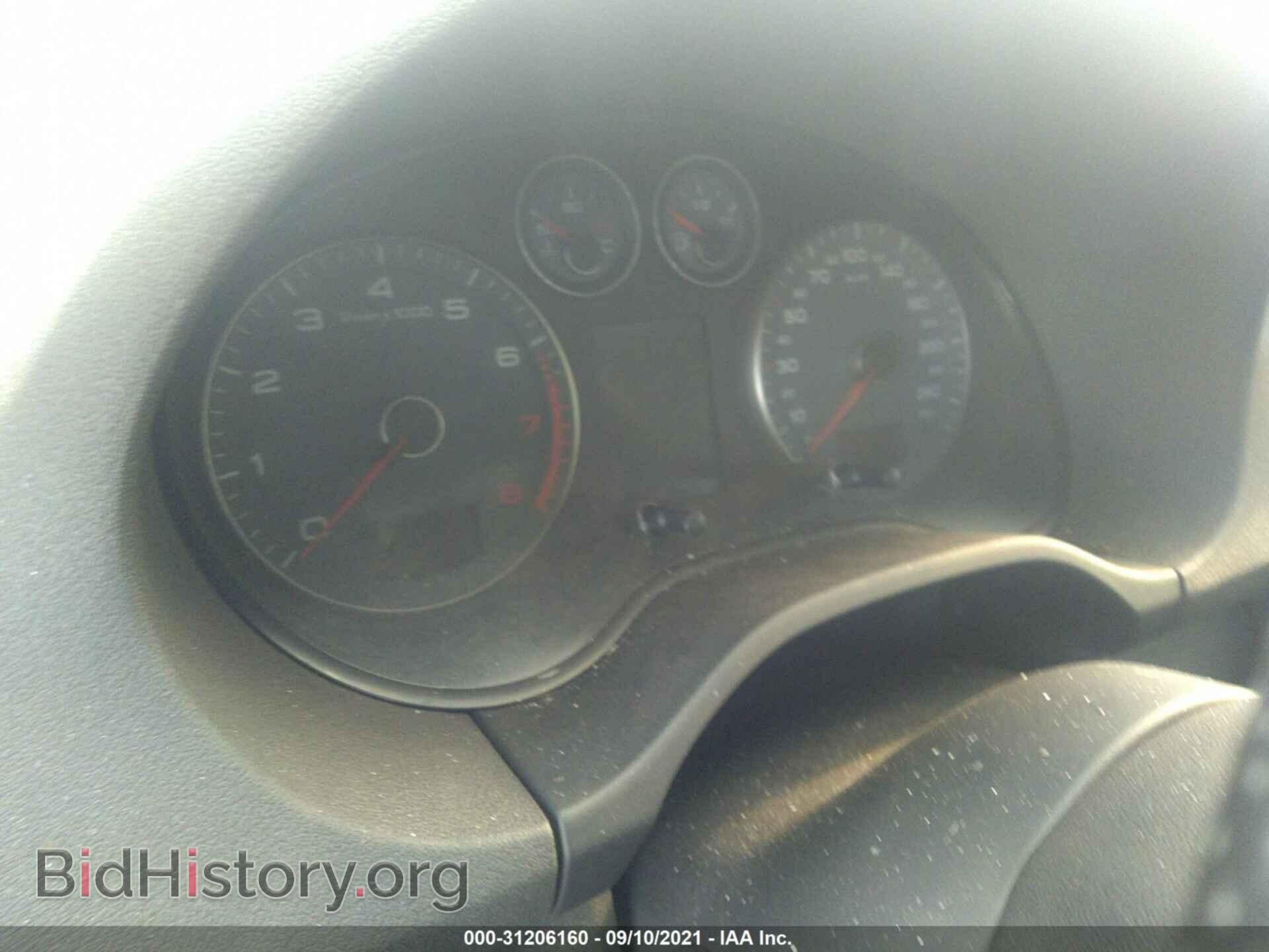 2011 AUDI A3 - VIN: WAUMFCFM6BA056451 - Фото 7