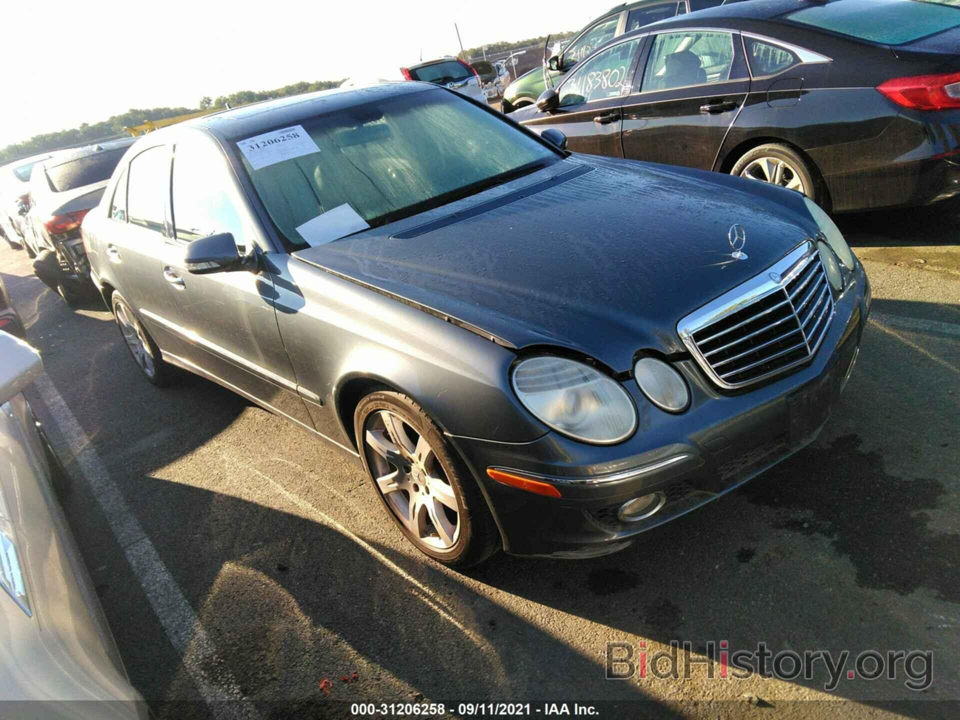 Photo WDBUF87X68B291958 - MERCEDES-BENZ E-CLASS 2008