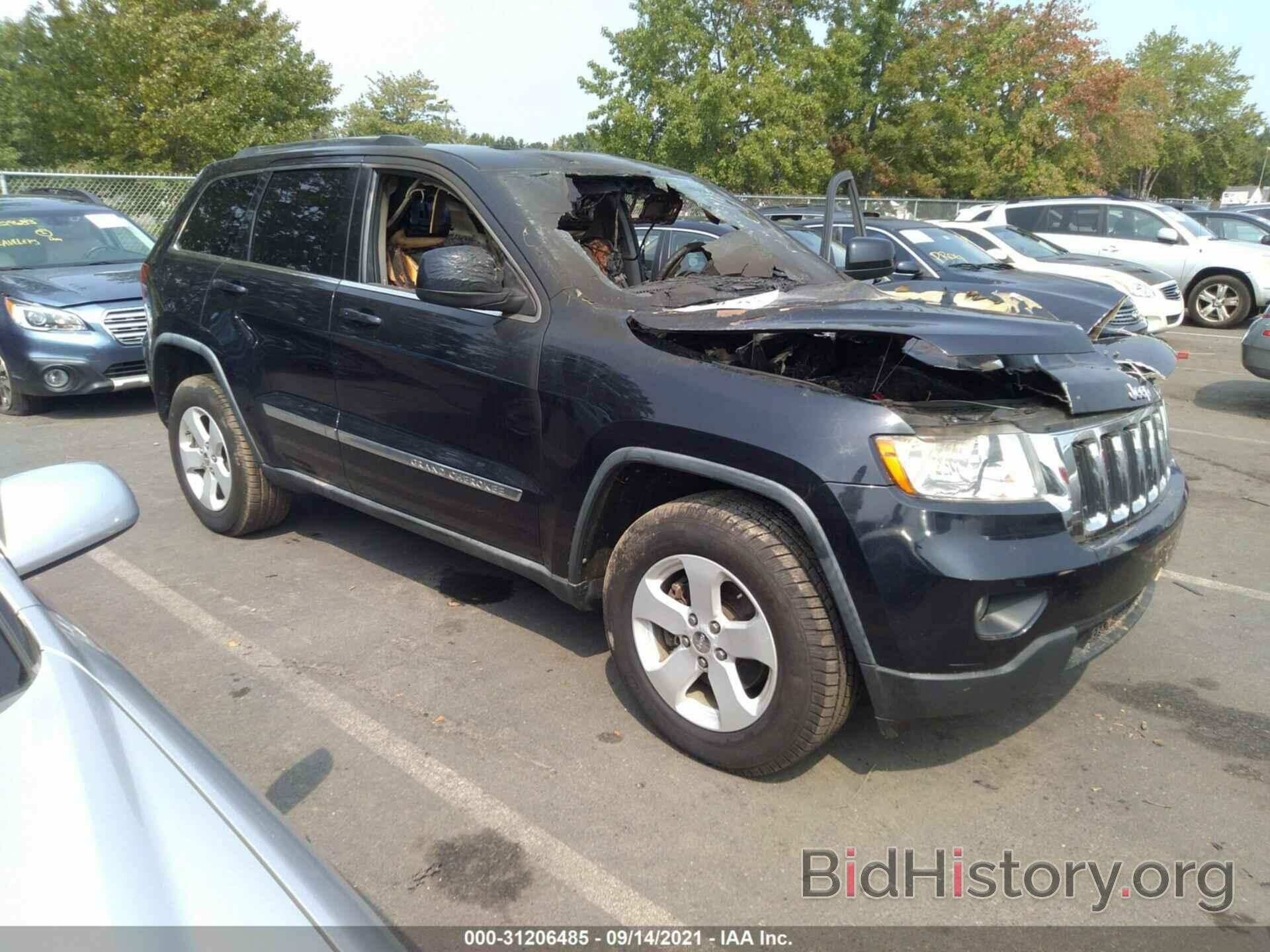 Photo 1J4RR4GG3BC528442 - JEEP GRAND CHEROKEE 2011