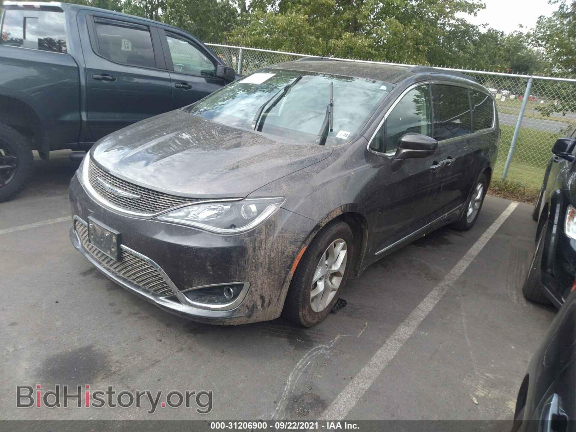 2017 CHRYSLER PACIFICA - VIN: 2C4RC1BG3HR823070 - Photo 2