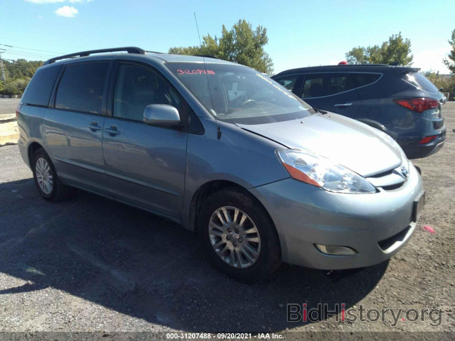 Photo 5TDBK22C88S012475 - TOYOTA SIENNA 2008