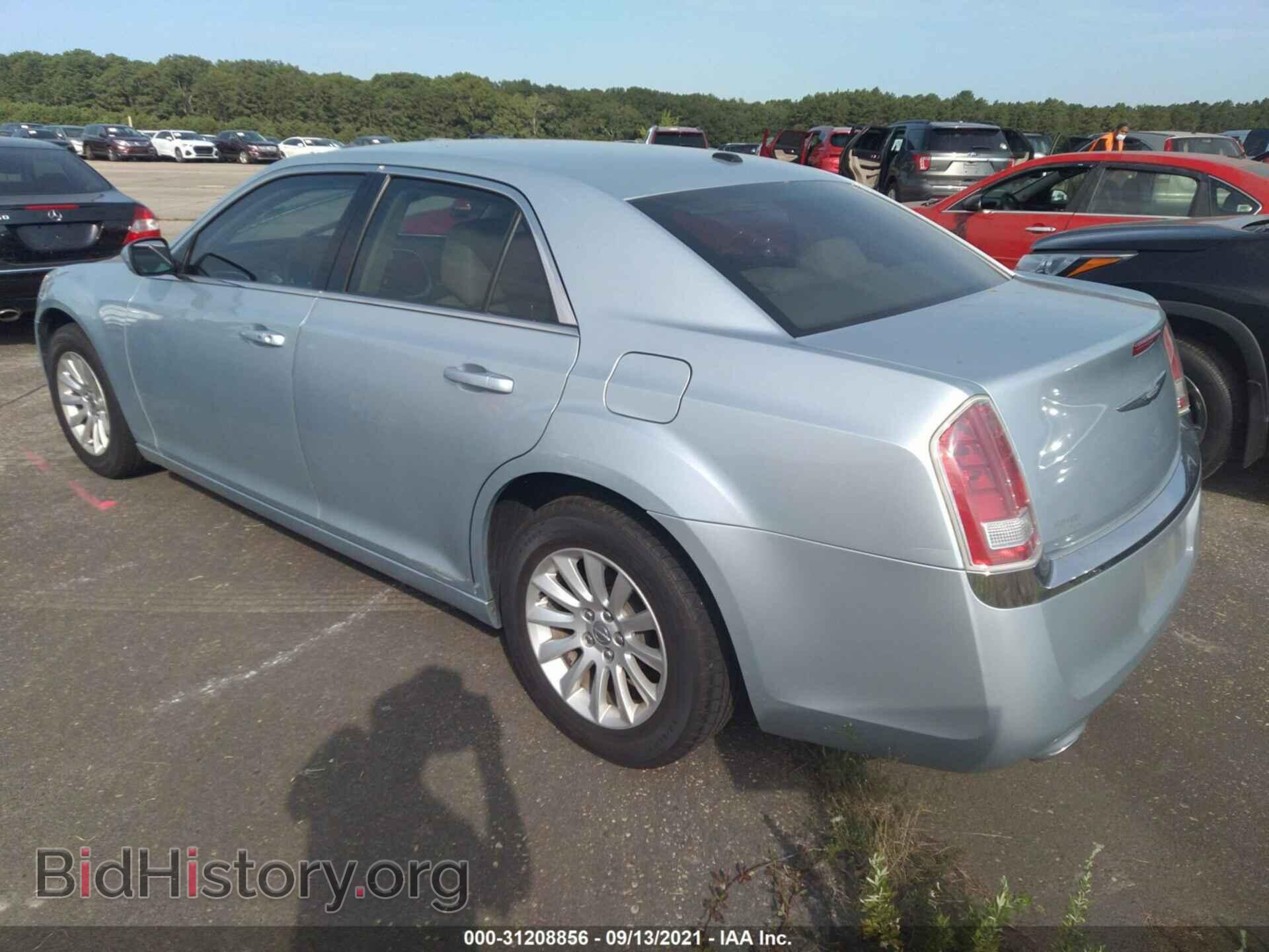 2013 CHRYSLER 300 - VIN: 2C3CCAAG2DH595171 - Фото 3