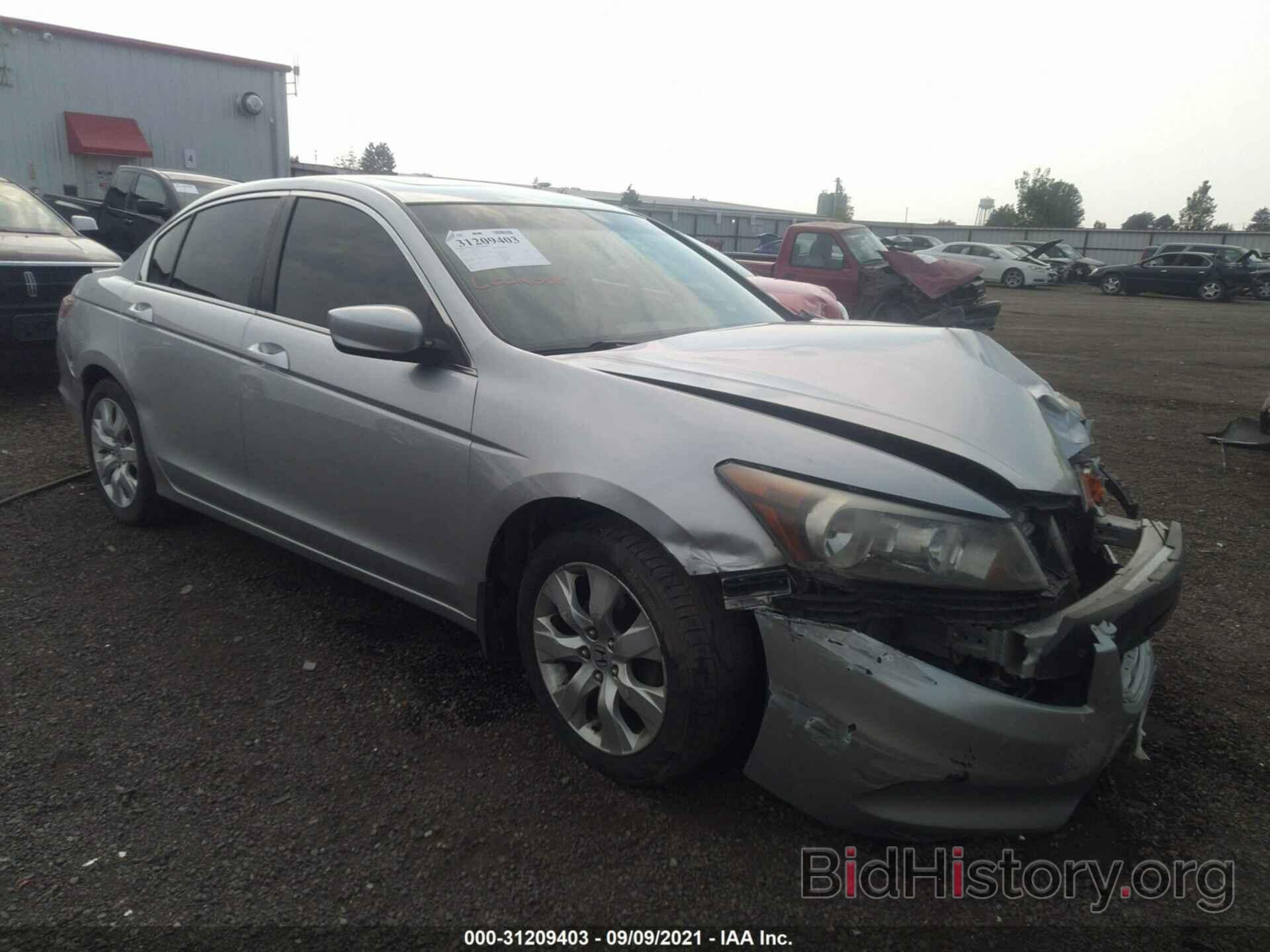 Photo 1HGCP26829A153165 - HONDA ACCORD SDN 2009