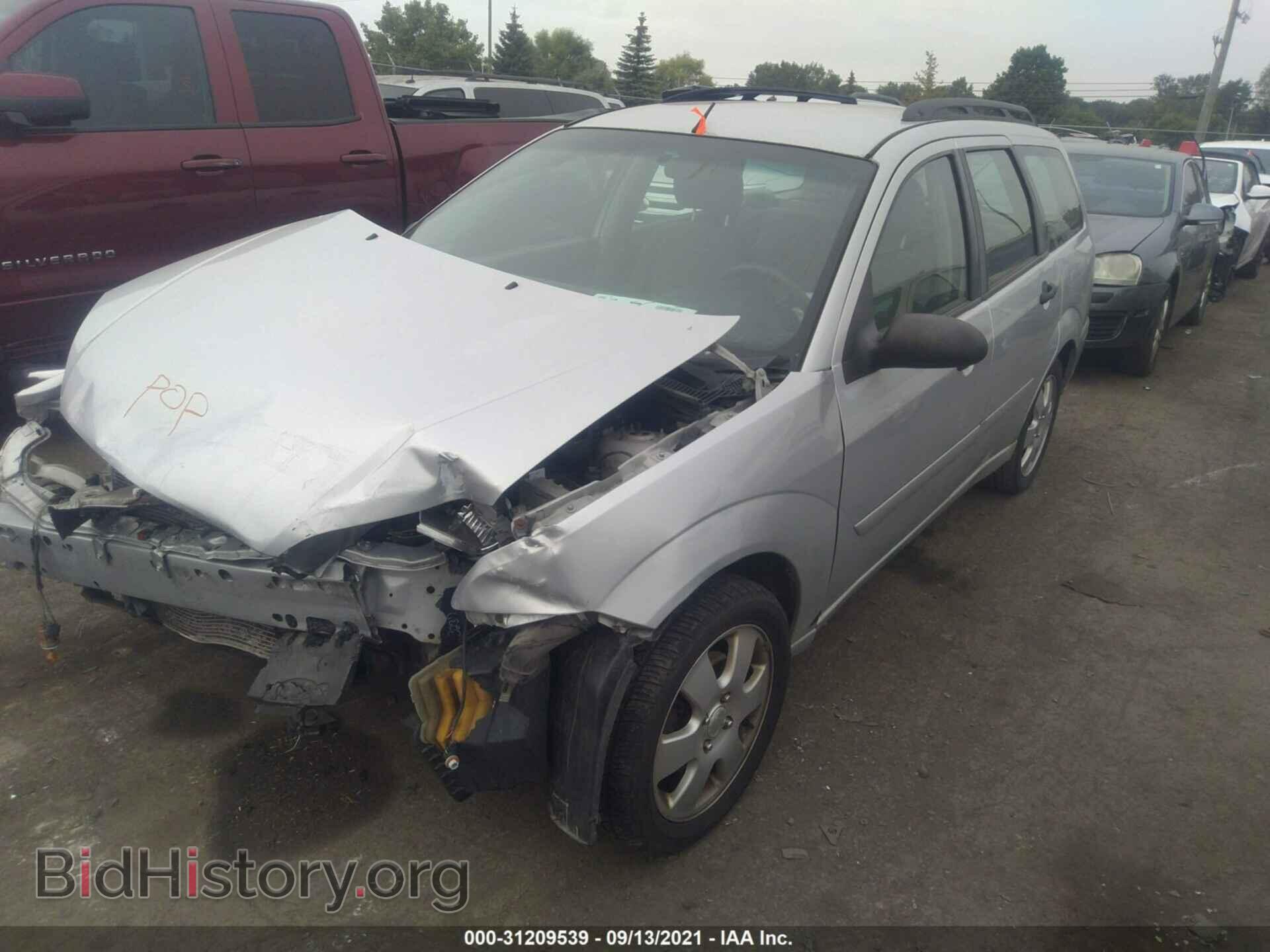 2007 FORD FOCUS - VIN: 1FAHP36N37W180686 - Фото 2