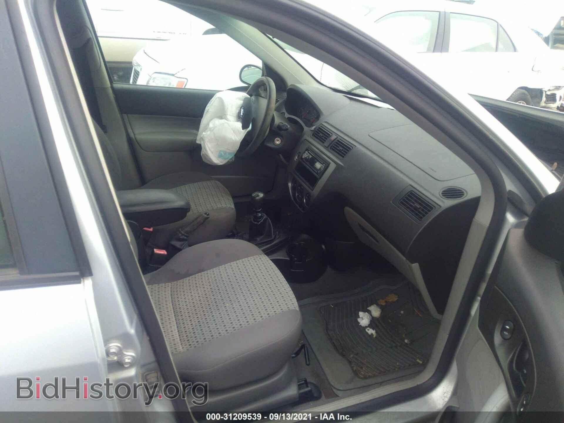 2007 FORD FOCUS - VIN: 1FAHP36N37W180686 - Фото 5