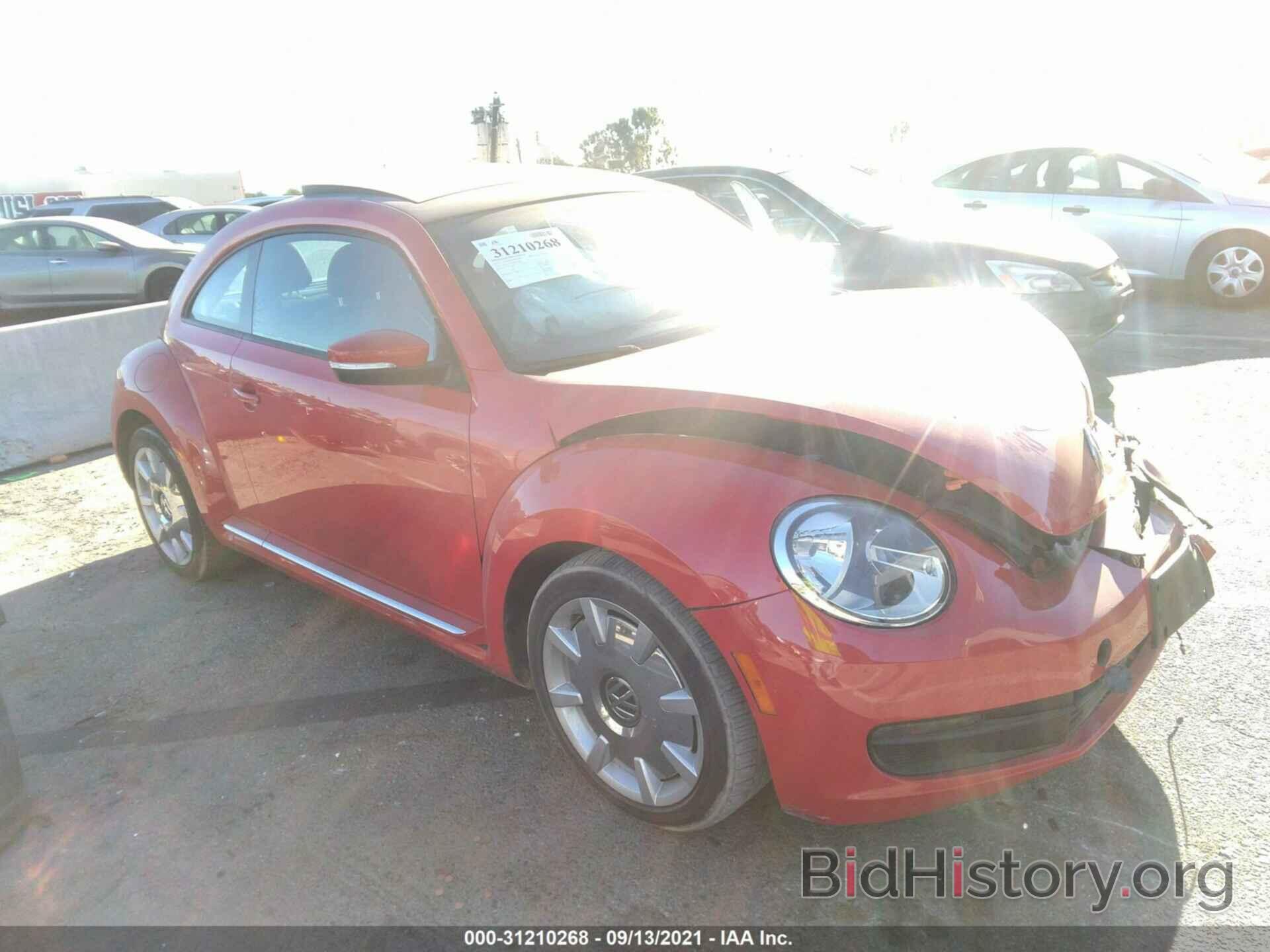 Photo 3VWJP7AT5DM607500 - VOLKSWAGEN BEETLE COUPE 2013