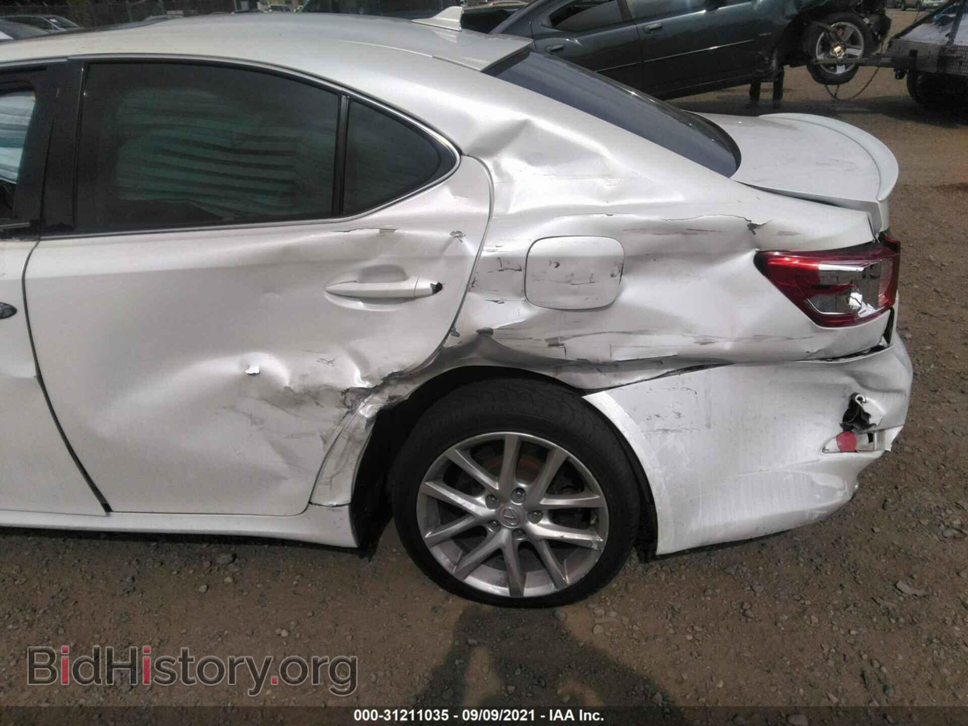 2011 LEXUS IS 350 - VIN: JTHCE5C22B5000840 - Photo 6